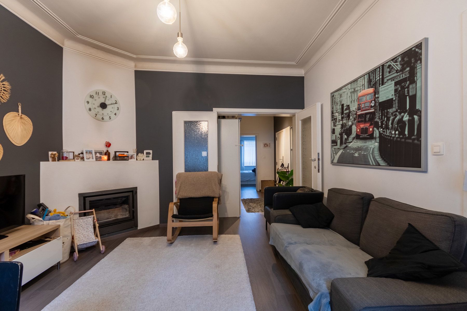 Gelijkvloers appartement met terras en tuin foto 4