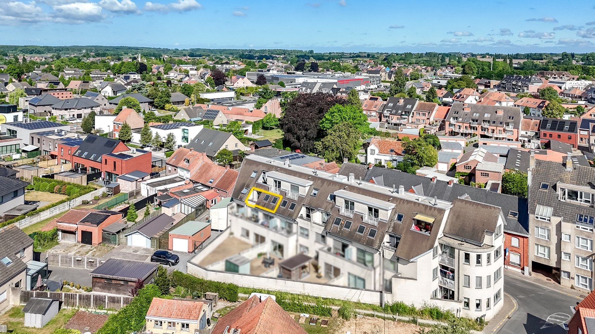 Instapklare en energiezuinige appartement in het centrum van Torhout! foto 12