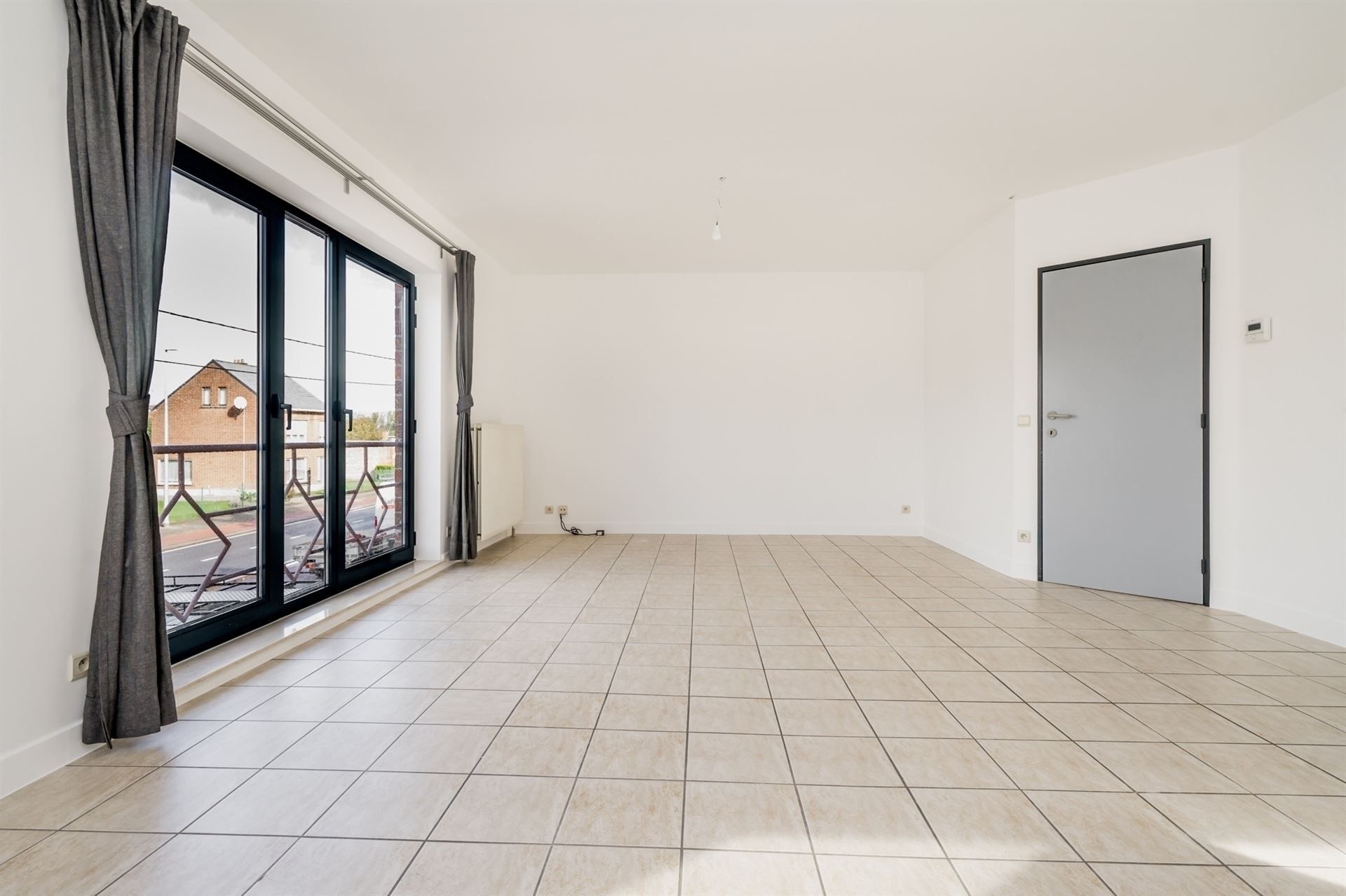 Instapklaar appartement met 2 slaapkamers en een privétuin foto 3