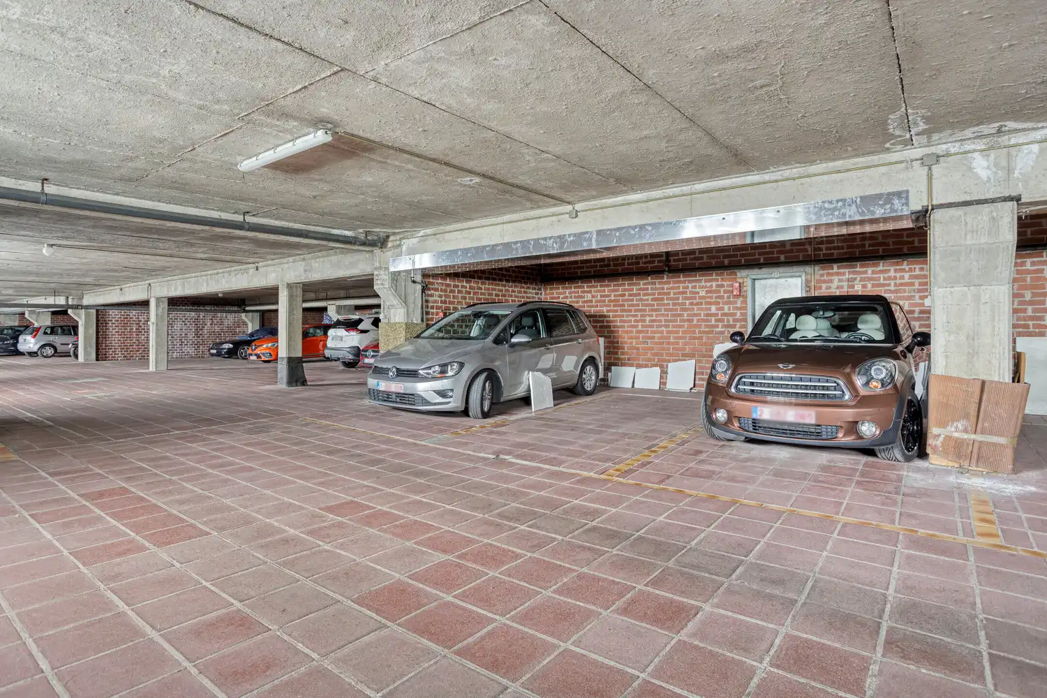 INSTAPKLAAR APPARTEMENT MET 2 SLPKS, 2 TERRASSEN EN AUTOSTAANPLAATS TE DIEST! foto 20