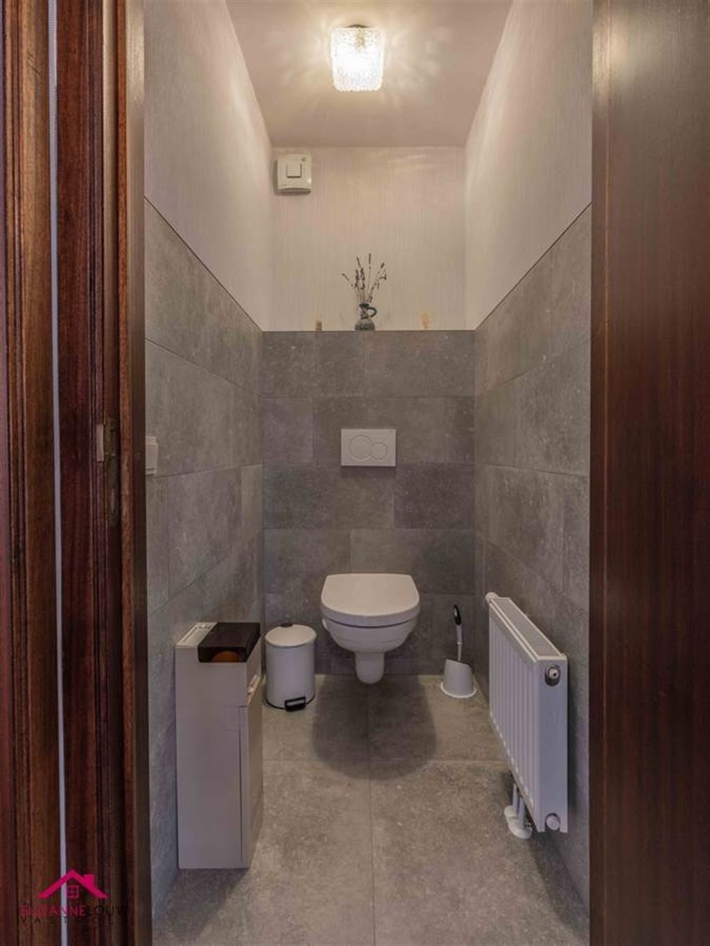 Zeer goed onderhouden, vrijstaande en gelijkvloerse woning foto 28