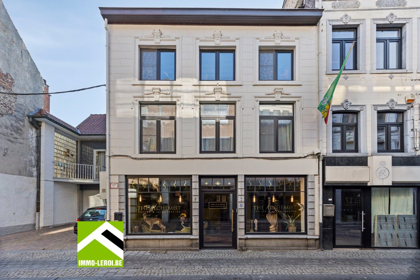 Gerenoveerde handelswoning met garage - centrum Tongeren foto 2