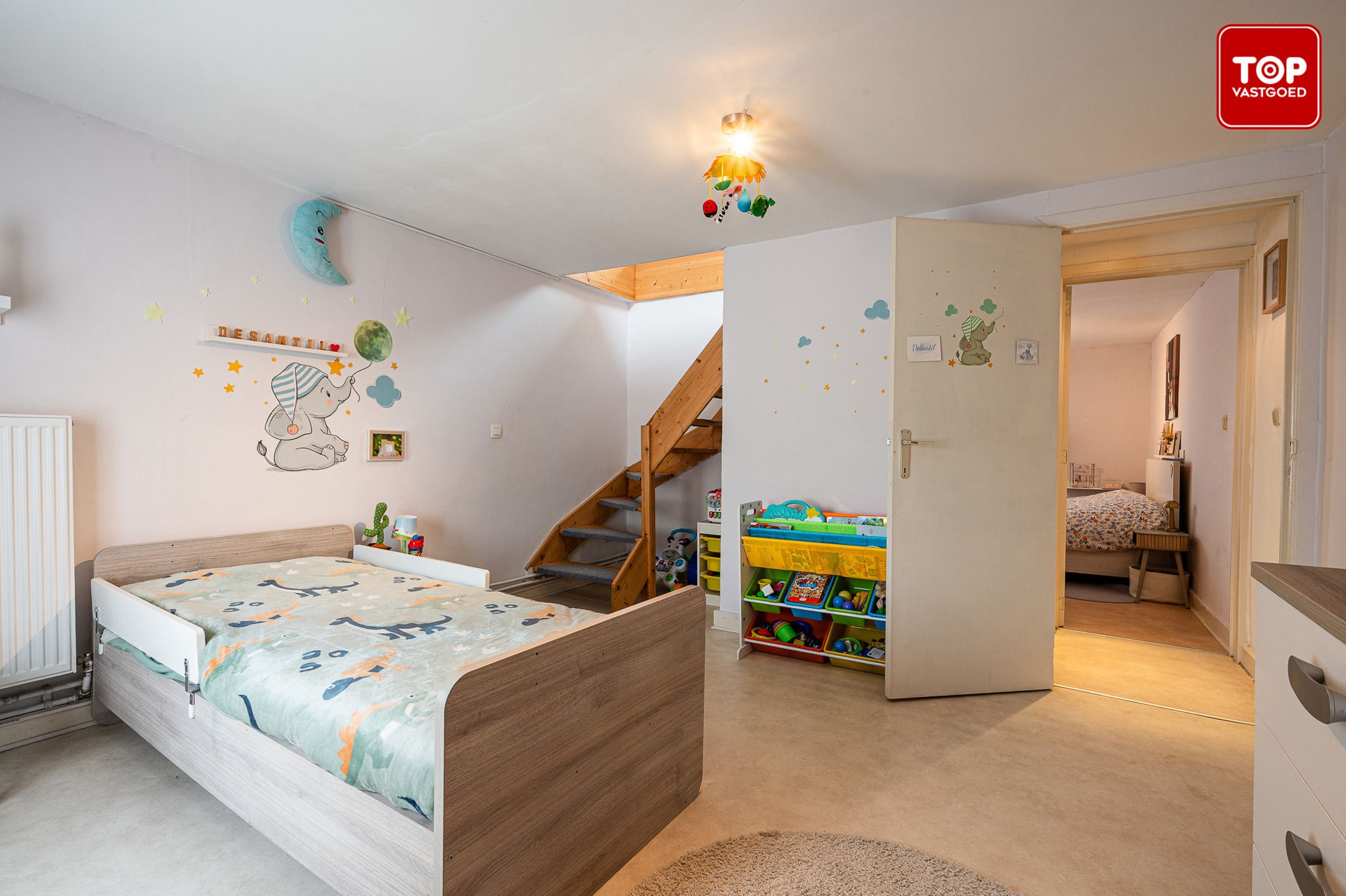 Sfeervolle woning met drie slaapkamers en vlotte verbinding naar de stad foto 20
