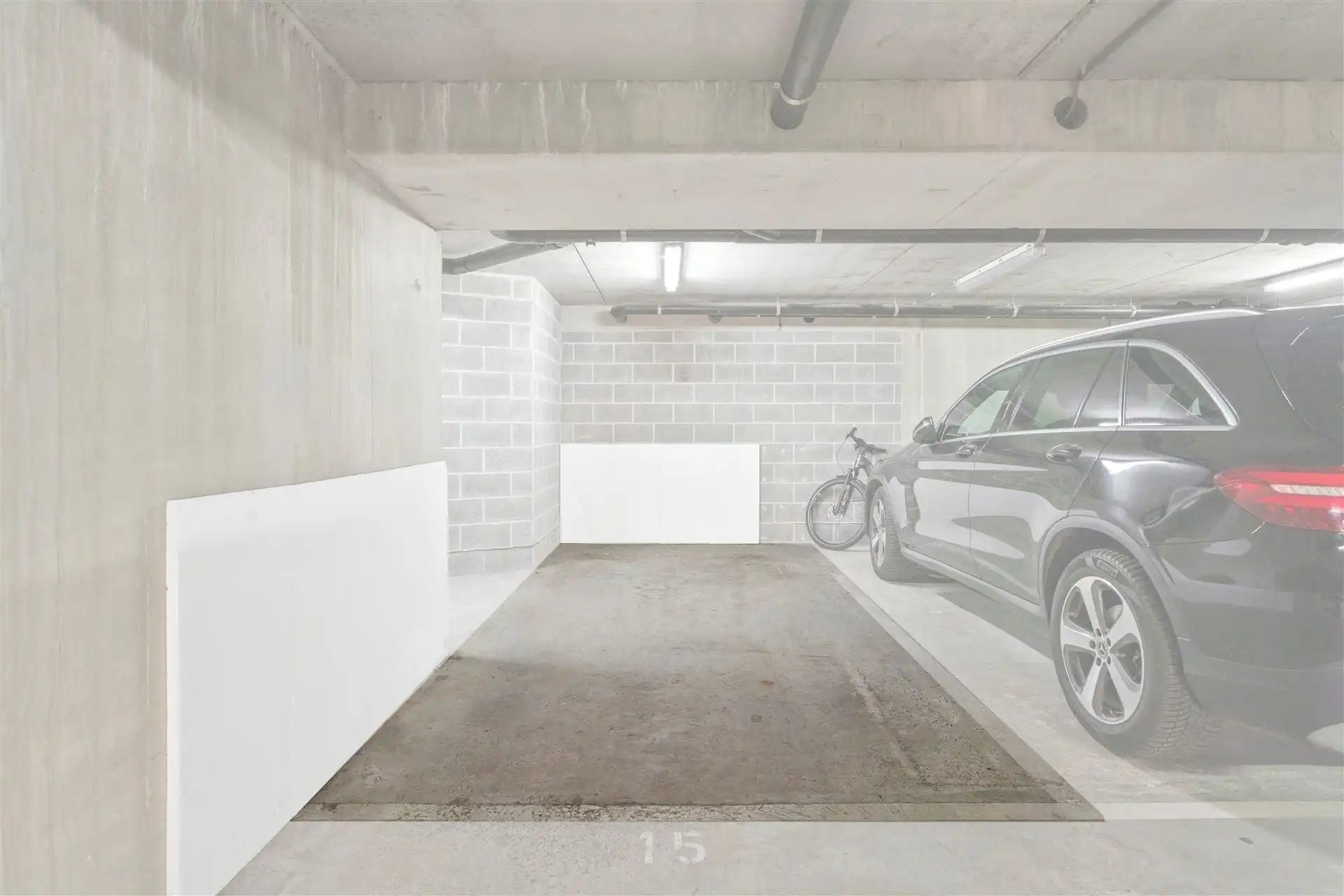 CENTRALE LIGGING / STAANPLAATS foto 33