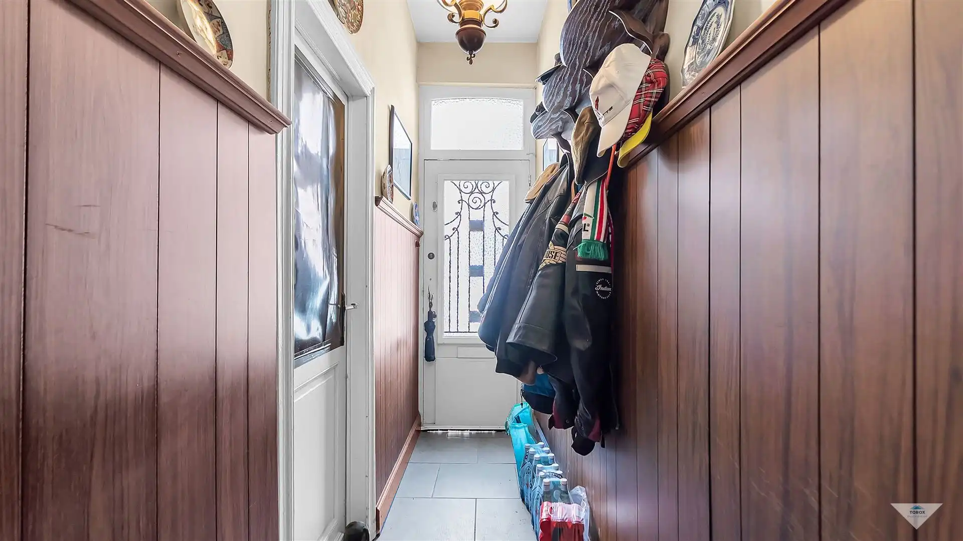 Te renoveren rijwoning met 3 slaapkamers op topligging foto 2