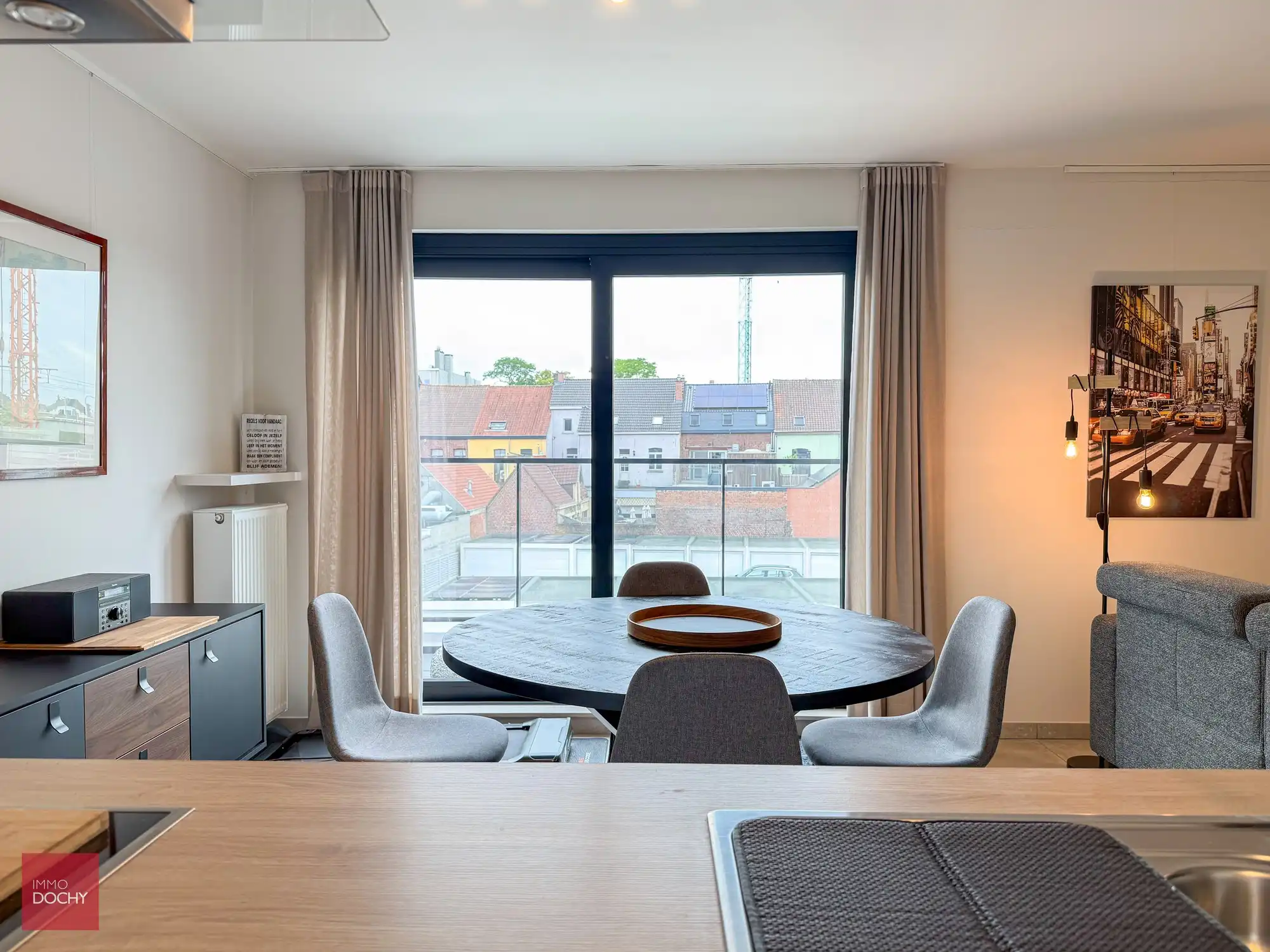 Heel verzorgd recent appartement tussen station en centrum | Oude Vijvestraat foto {{pictureIndex}}