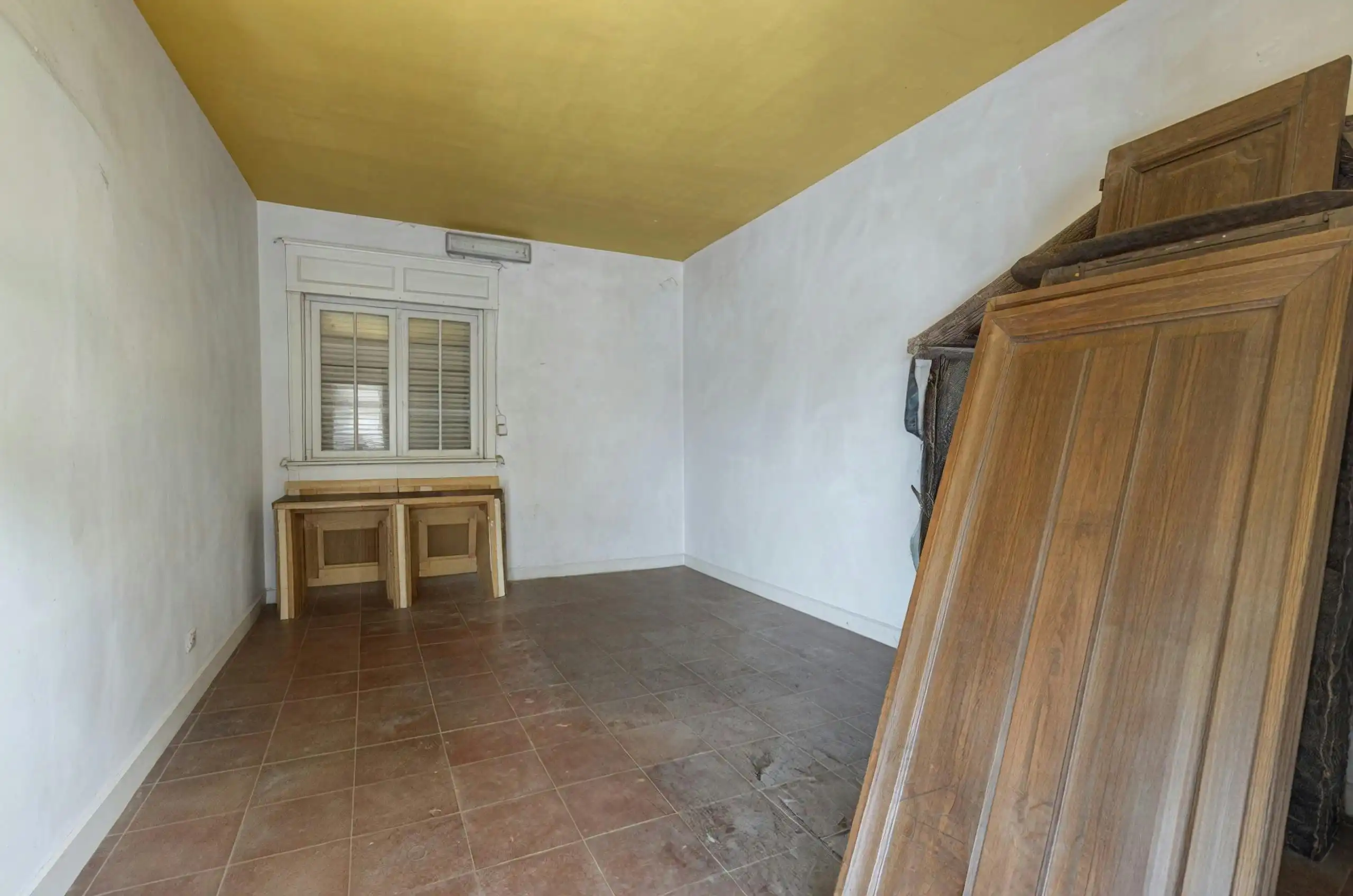 Appartement met 3 kamers en garagebox te koop in centrum Kortrijk foto 14