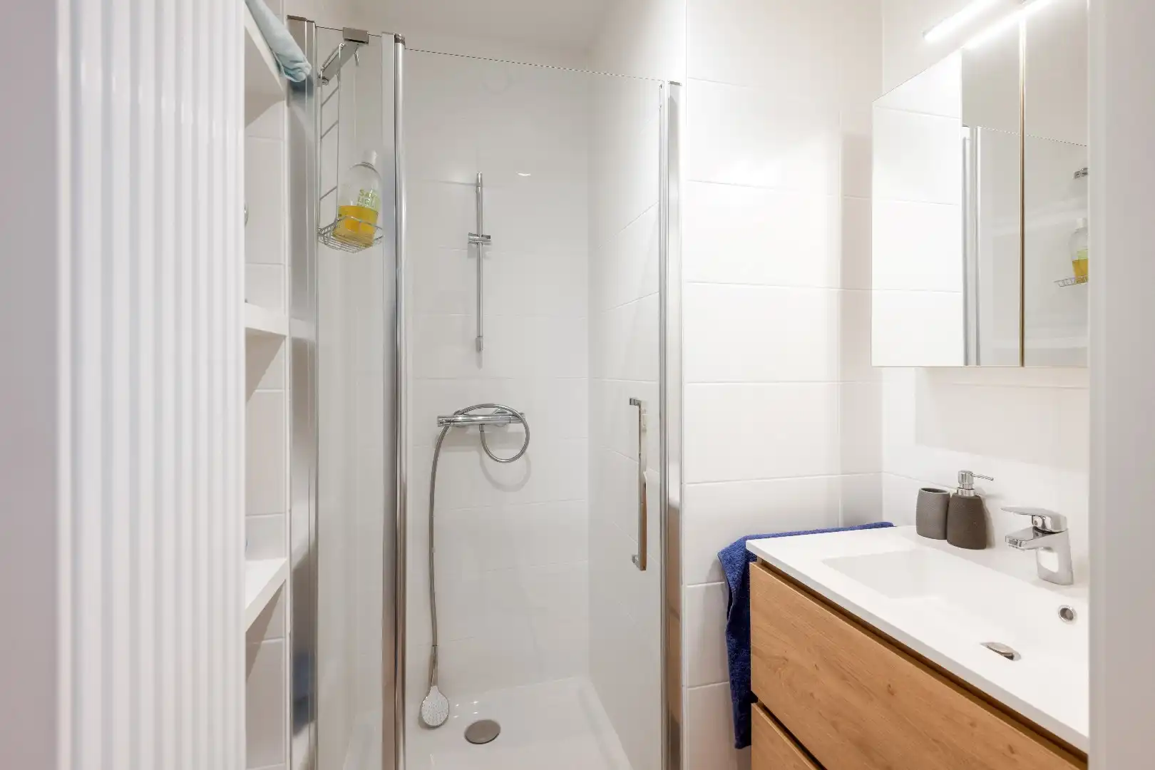 Luxueus afgewerkt nieuwbouwappartement vlakbij de Zeedijk en het Rubensplein. foto 16