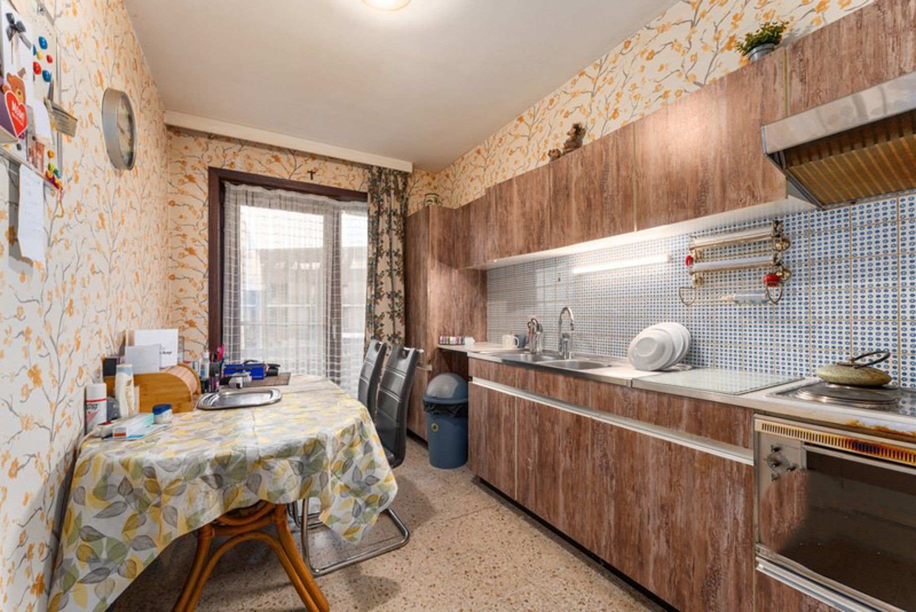 1-slaapkamer appartement met parkeerplaats in Roeselare foto 8