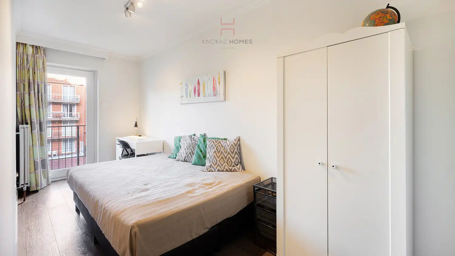 Instapklaar appartement met open zicht over het Dir. Gen. Willemspark en de Zee foto 10