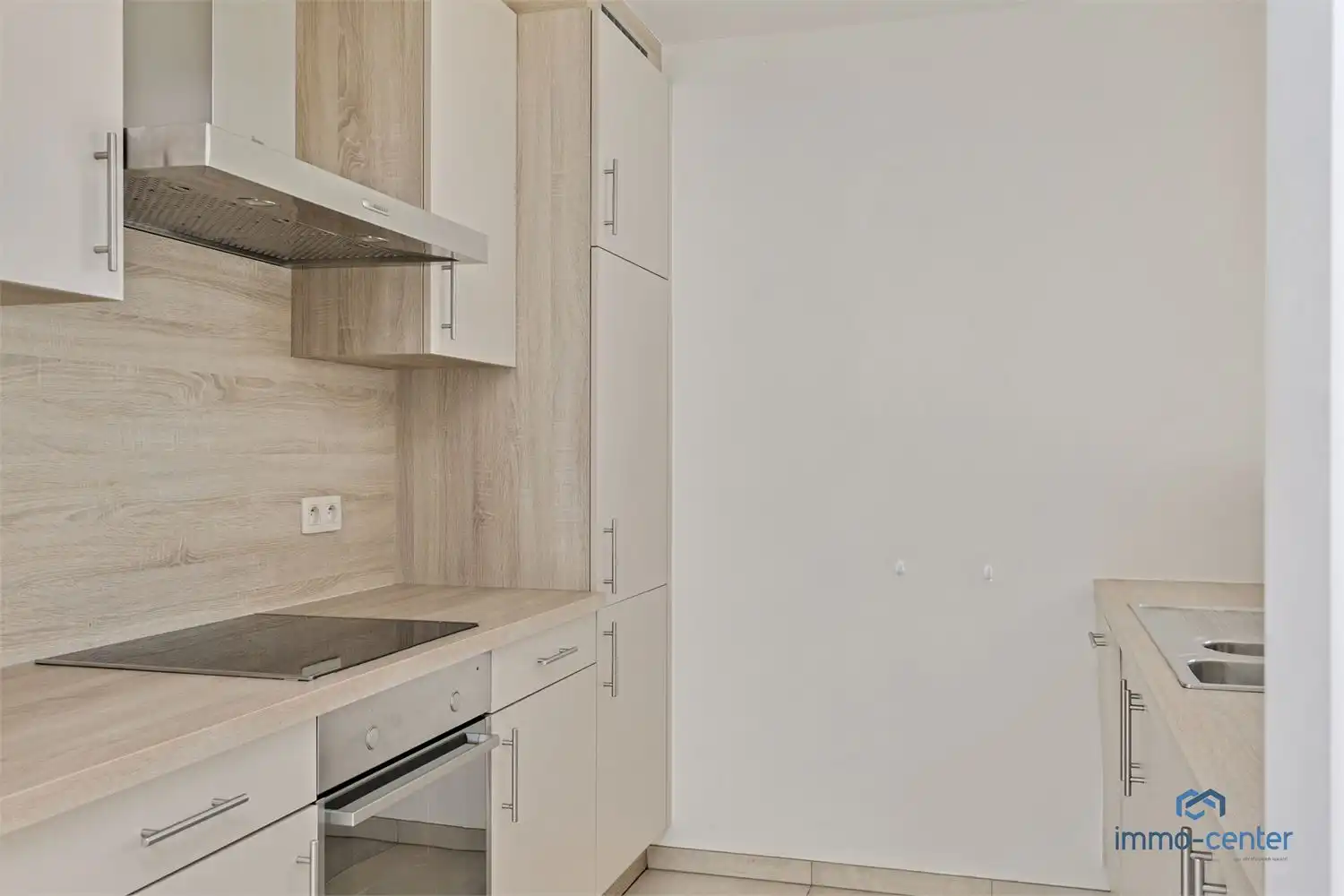 Modern twee-slaapkamer appartement te huur te Genk! foto 10