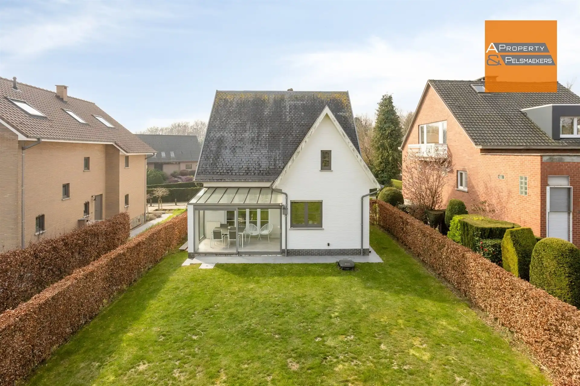 Lichtrijke villa met 4 slaapkamers nabij Britse School foto 32