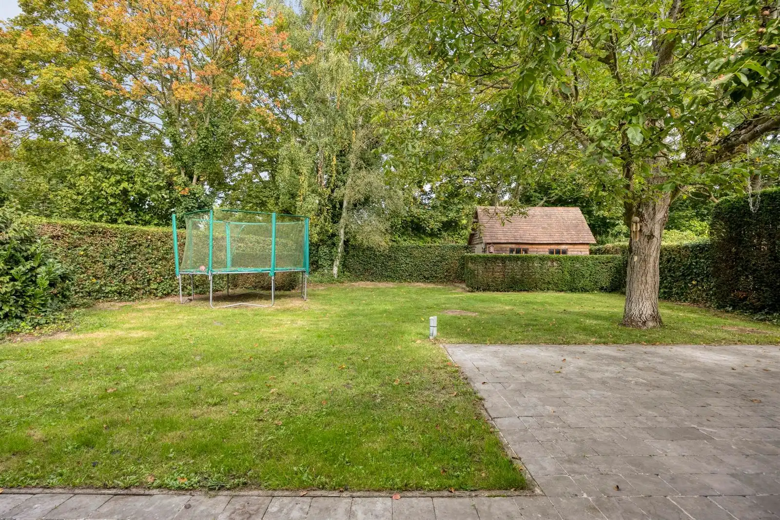 Prachtige open bebouwing met 3 slaapkamers, bureau en ruime tuin op toplocatie te Lint foto 32