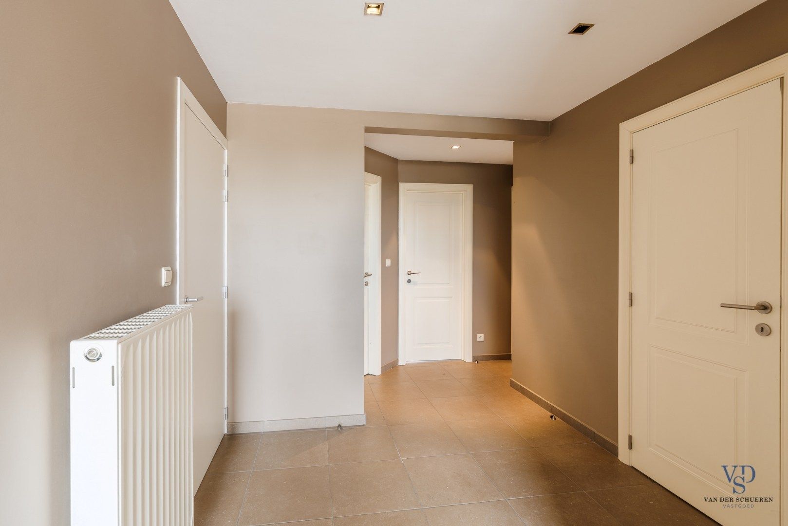 Ruim en stijlvol duplex appartement met twee terrassen foto 9