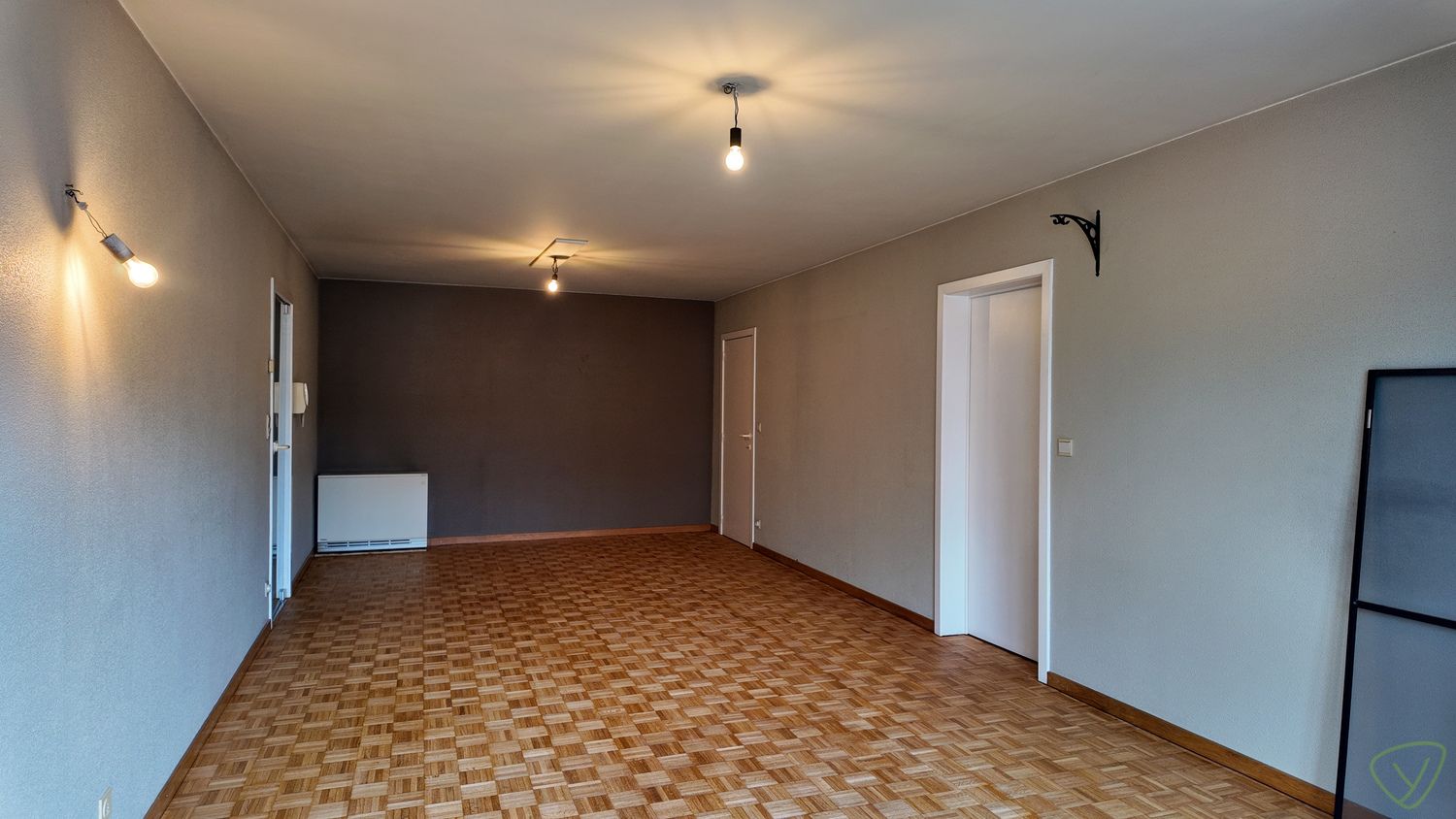 Lichtrijk appartement met terras in de Boelare te Eeklo! foto 4