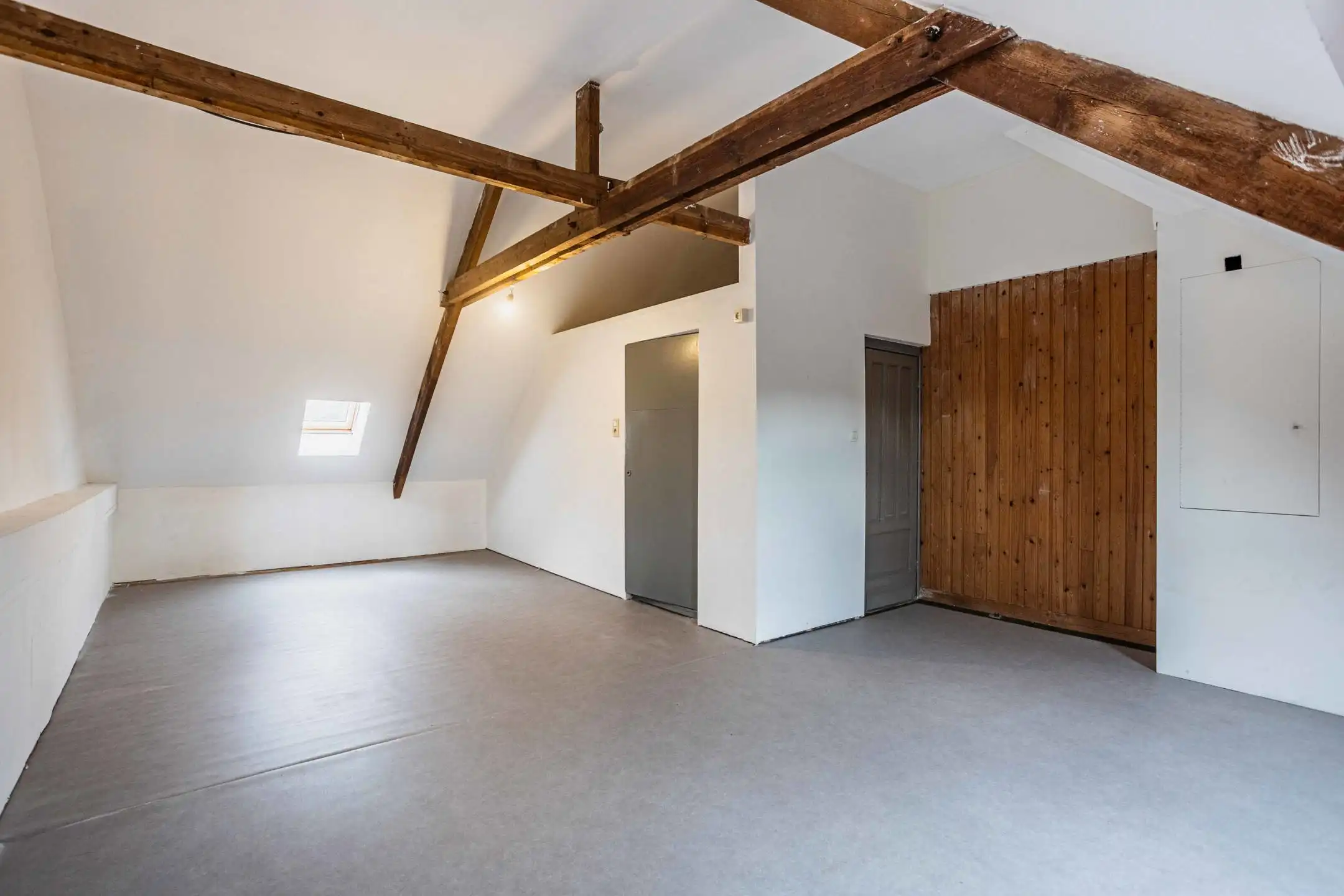 Ruime instapklare woning met tuin en 3 slaapkamers foto 20