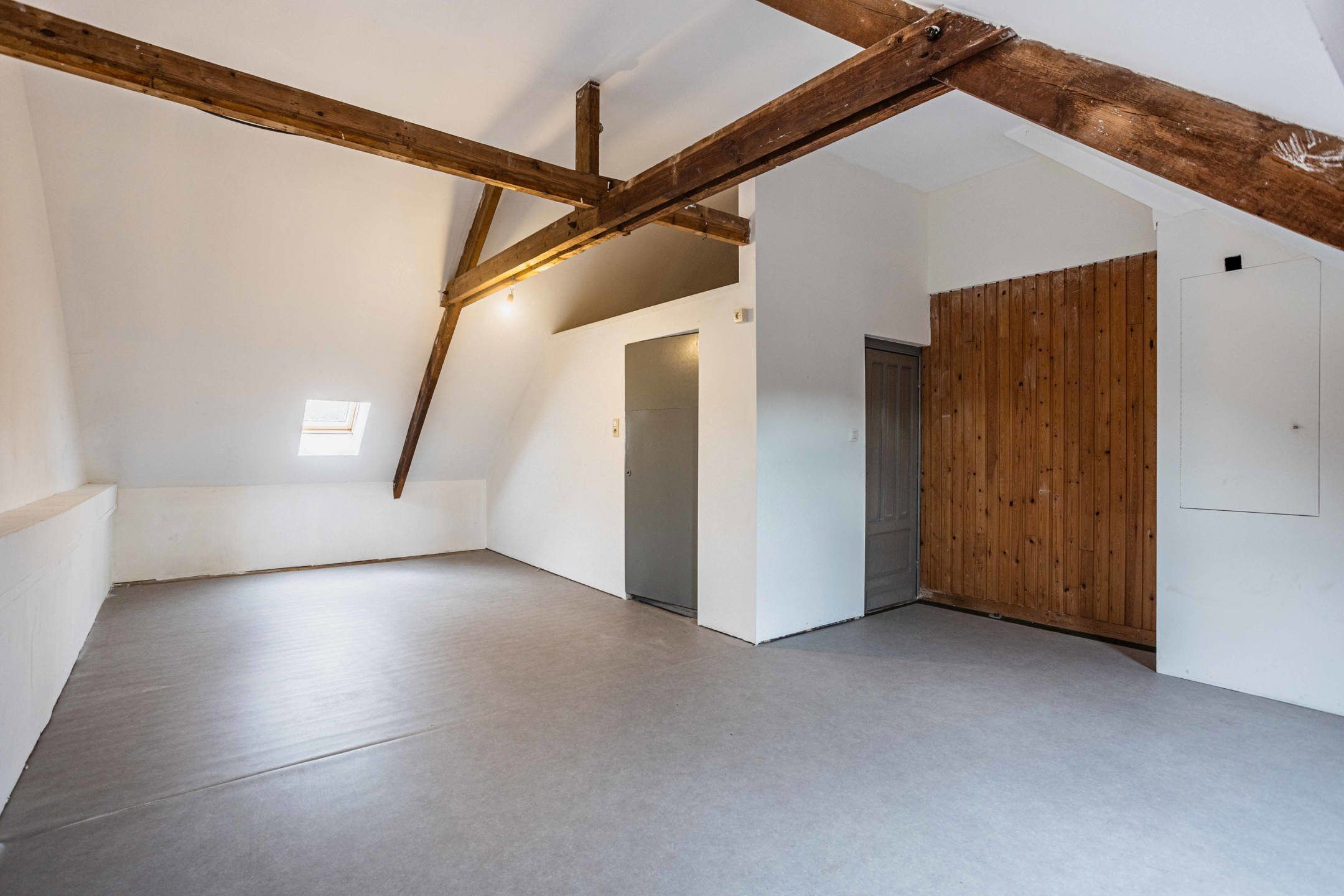 Ruime instapklare woning met tuin en 3 slaapkamers foto 20