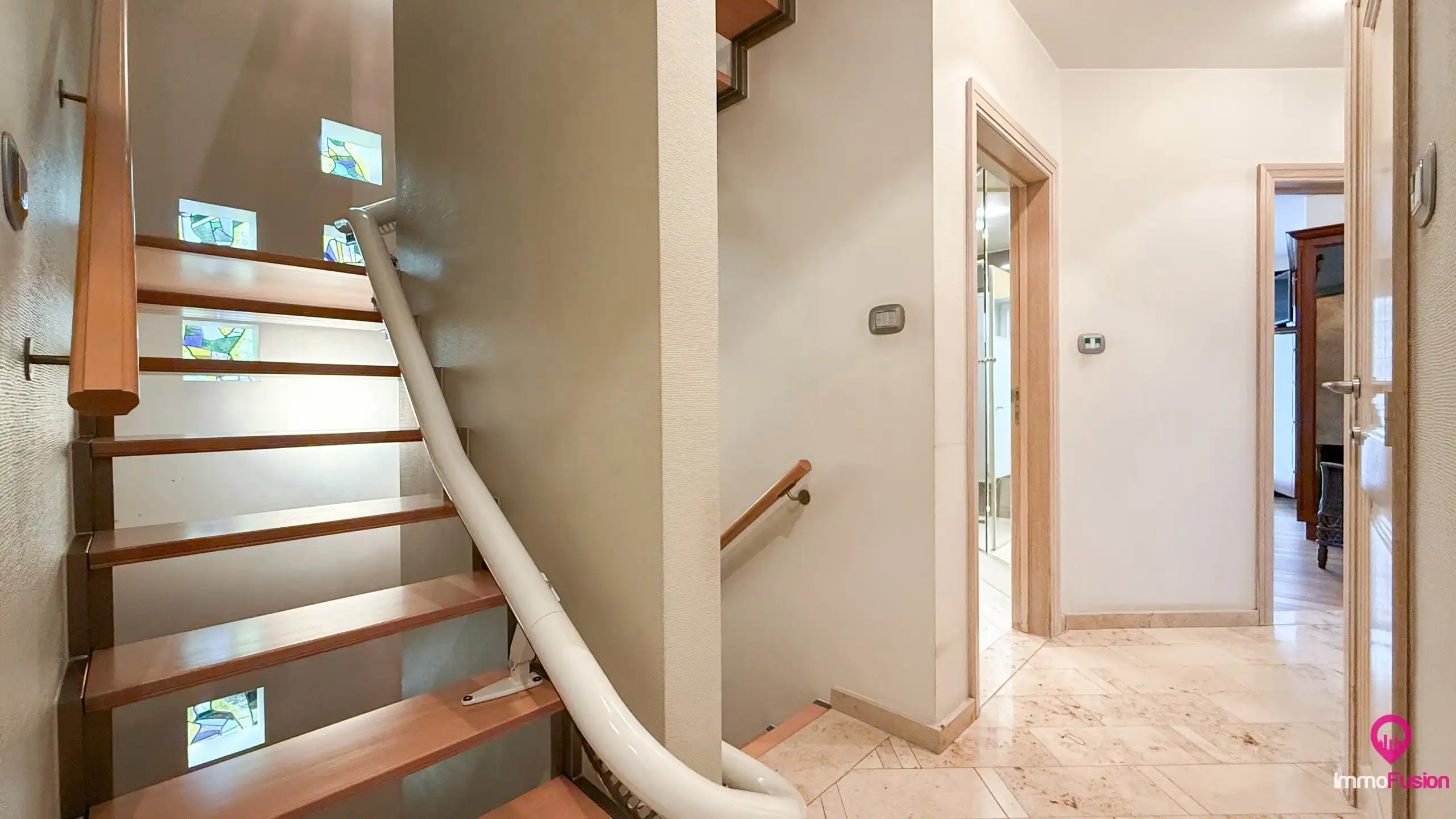 Hoog afgewerkte woning met 4 slpkms en kelder op 6are ! foto 27