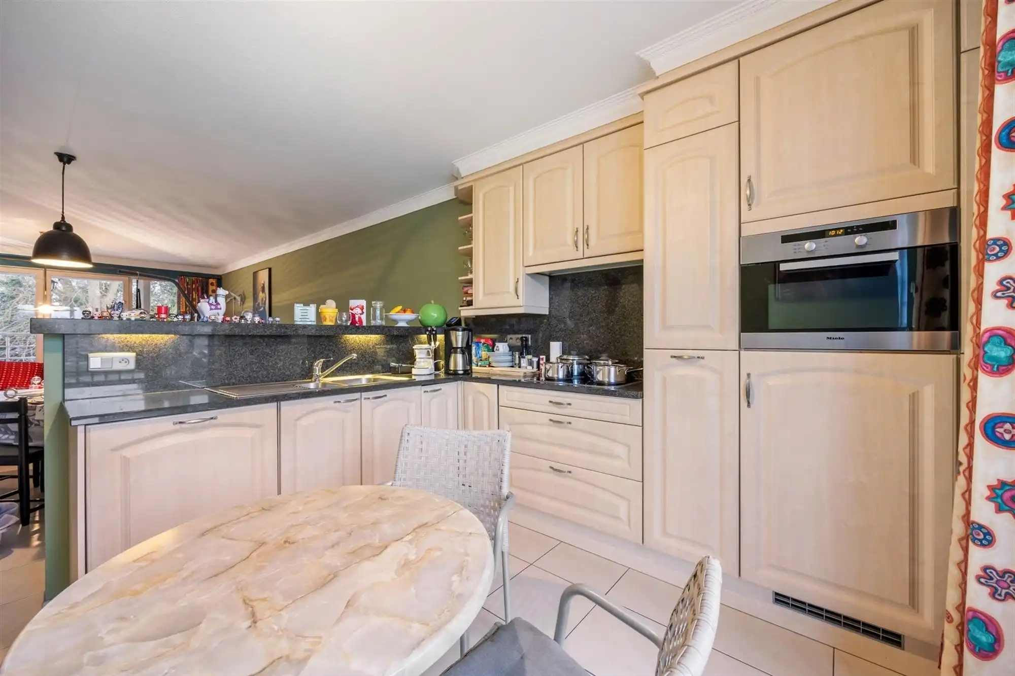 ENERGIEZUINIG APPARTEMENT MET 2 SLAAPKAMERS EN ZEER RUIM TERRAS (50M²) IN HET CENTRUM VAN OOSTHAM foto 10