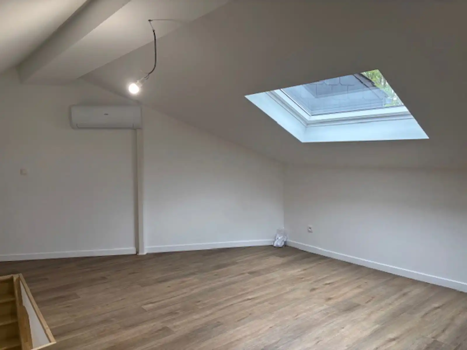 Volledig gerenoveerde woning 3 slpks te Landen (Walshoutem) foto 18
