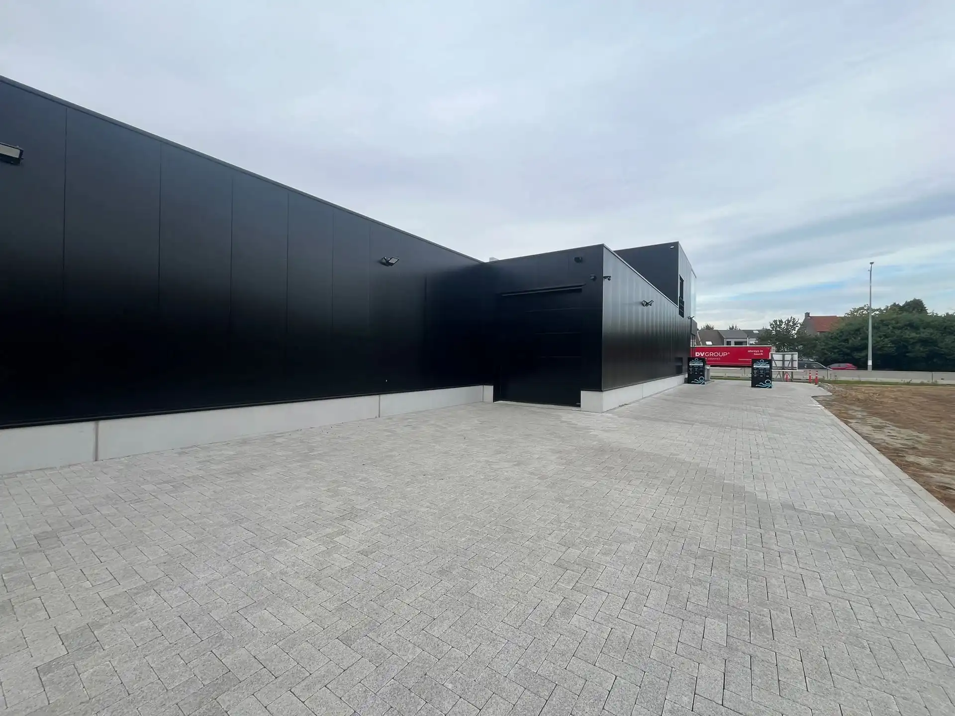 Commerciële unit op zichtlocatie te huur in Herentals foto 10