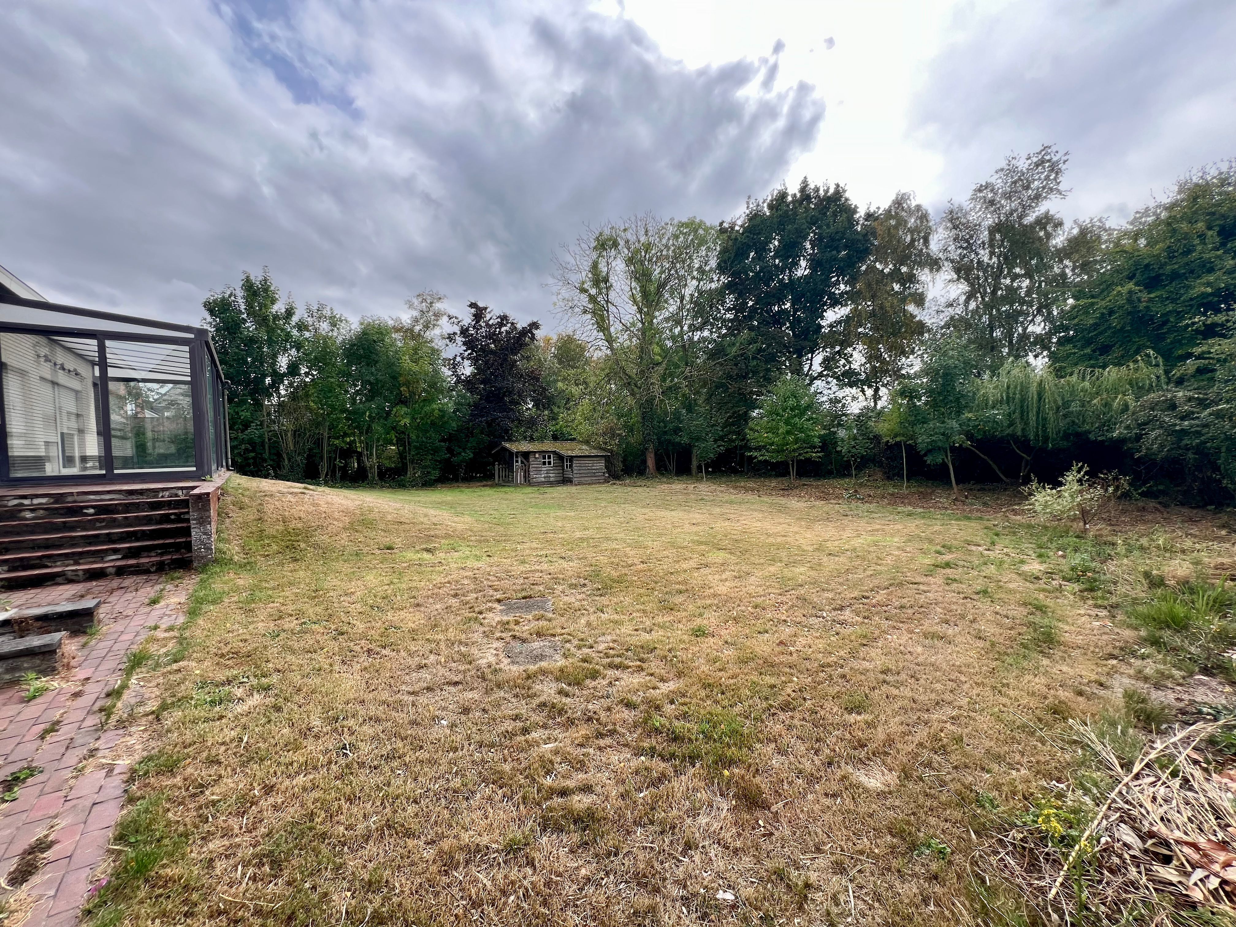 Ruime woning op een perceel van 2.262 m2 foto 19