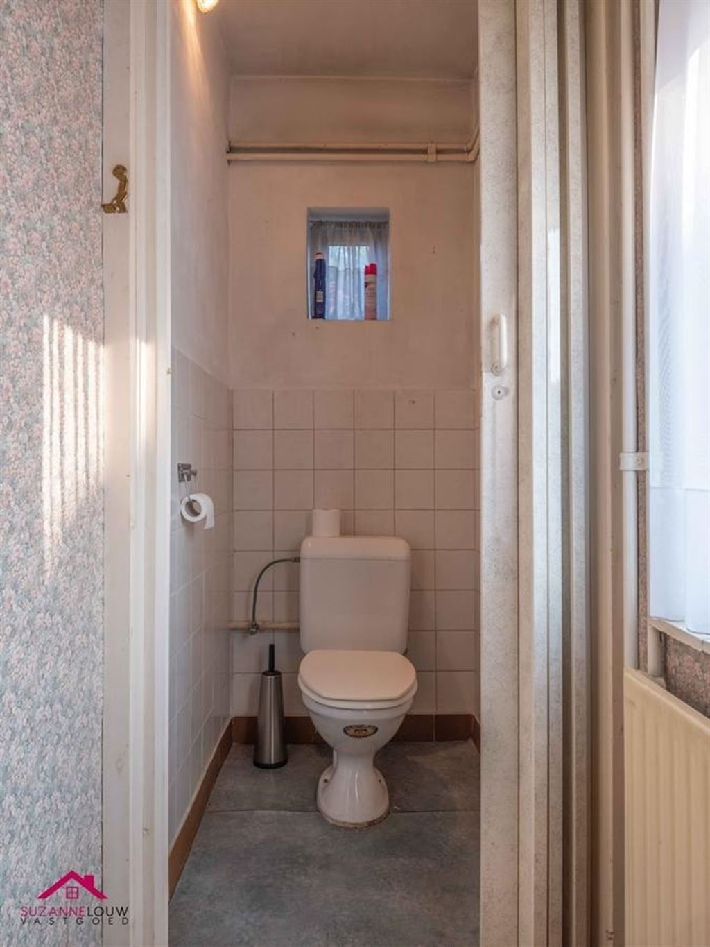 Te renoveren, vrijstaande woning op ruim perceel foto 28