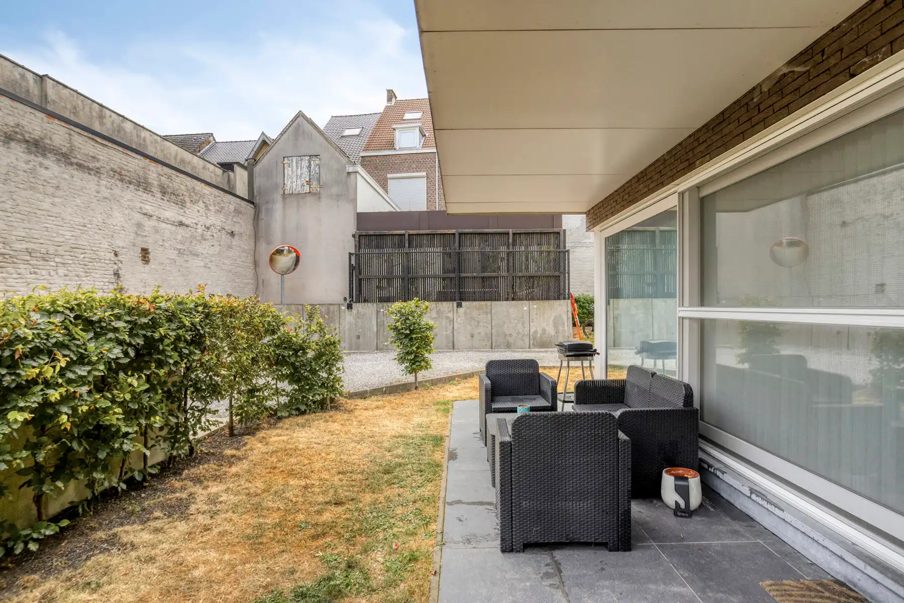 Prachtig gelijkvloers BEN-appartement met terras en parking foto 21