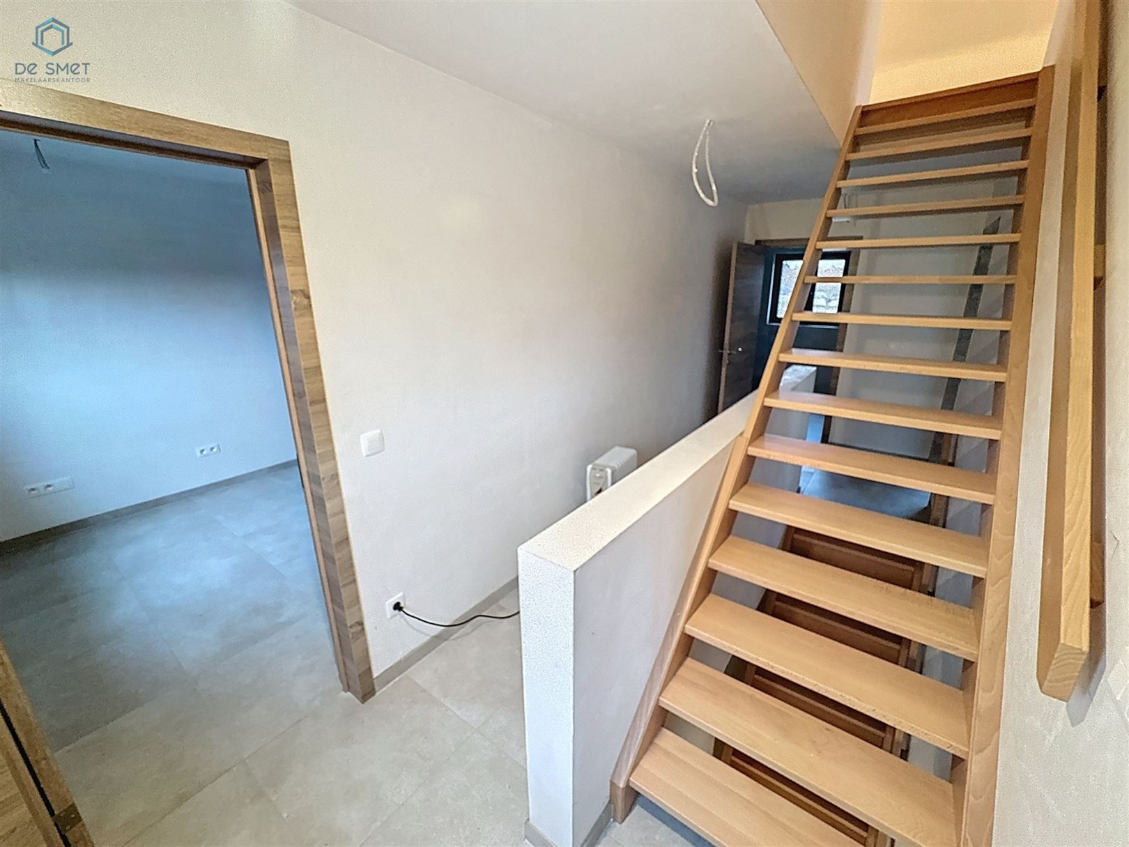 Rustig gelegen, energiezuinige nieuwbouwwoning met 4 slaapkamers en tuin foto 26