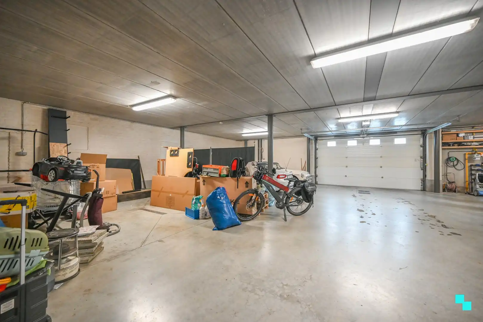 Verrassend ruim duplex appartement in Ooigem foto 25