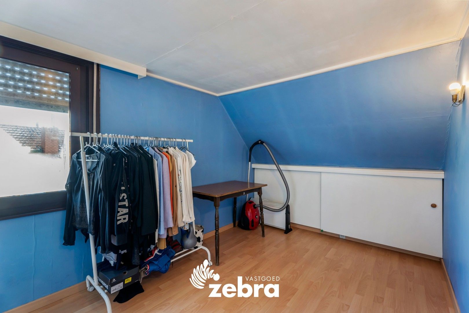 Instapklare woning met 4 slaapkamers en tuin te Oostrozebeke! foto 16