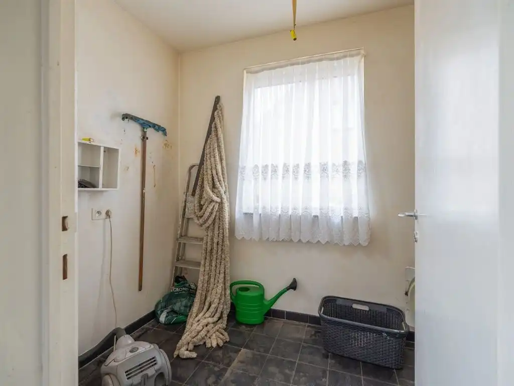 Opbrengsteigendom met 3 verhuurde wooneenheden foto 12