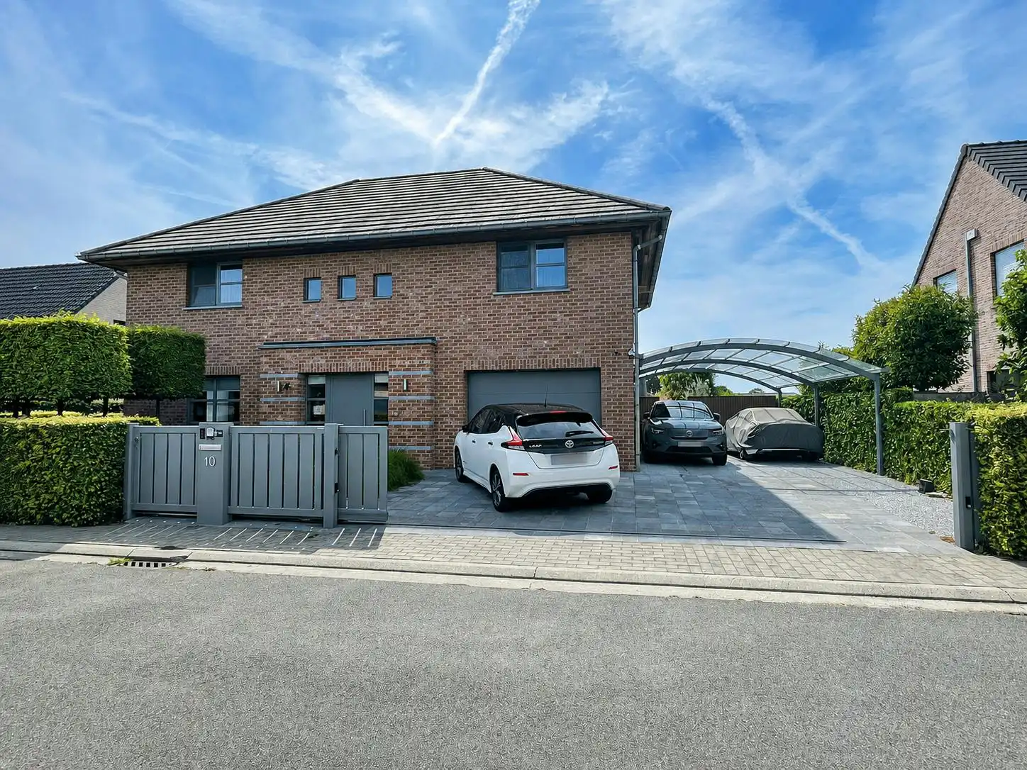 Prachtig afgewerkte en onderhouden villa in Moerzeke foto 2