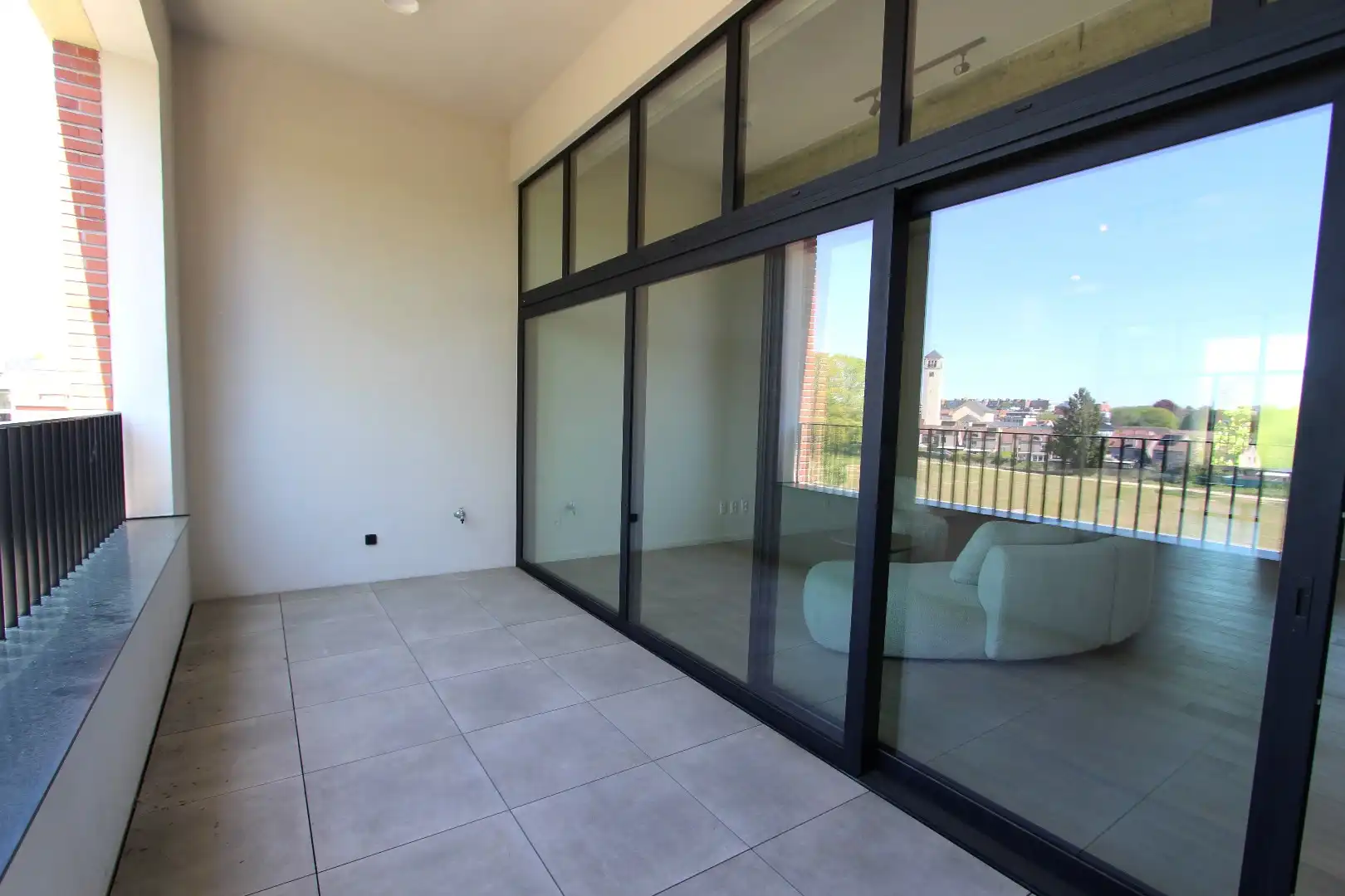 GEMEUBELD APPARTEMENT MET TERRAS - AMBIORIXSITE foto 8