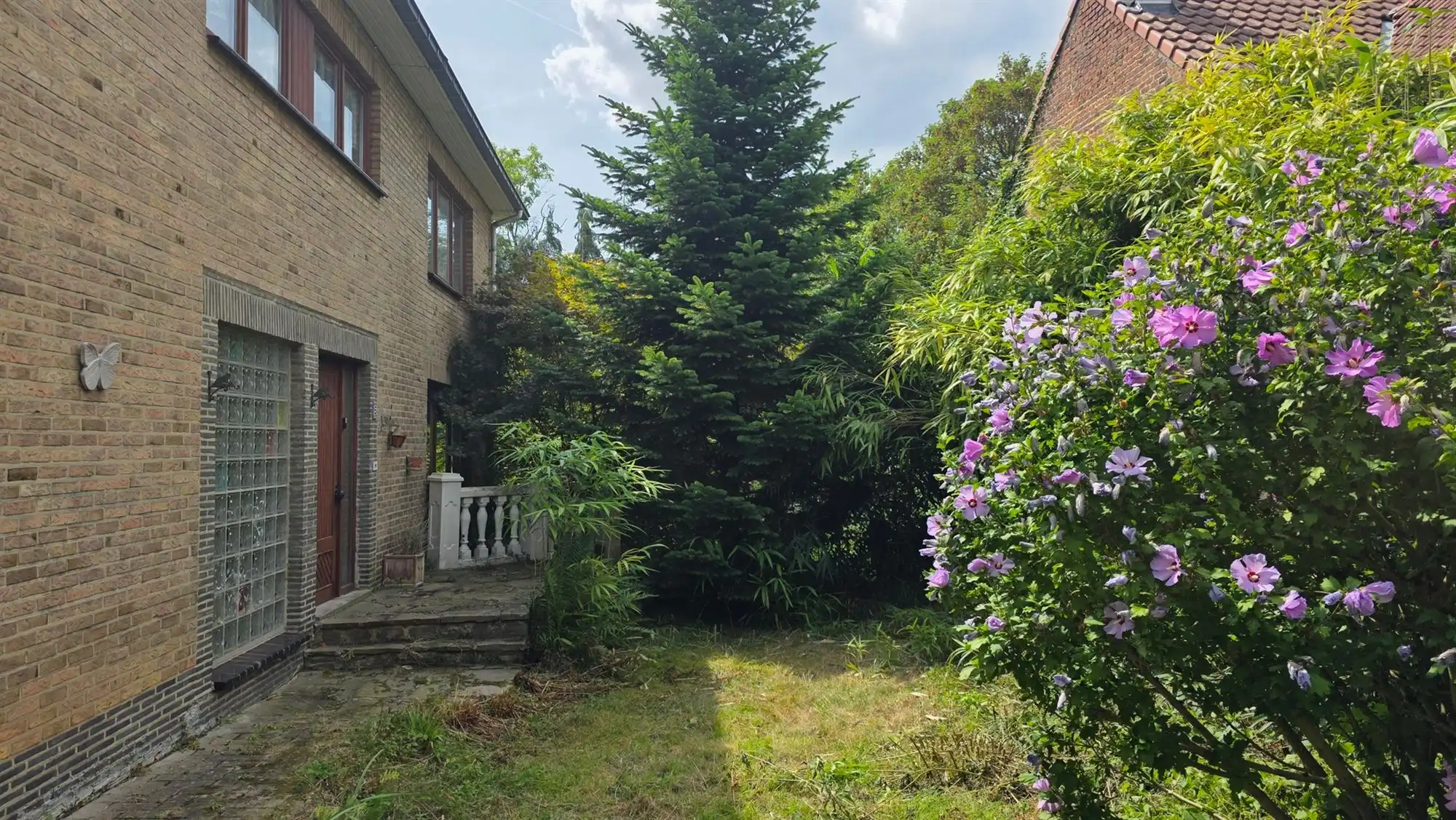 Ruime villa foto 27