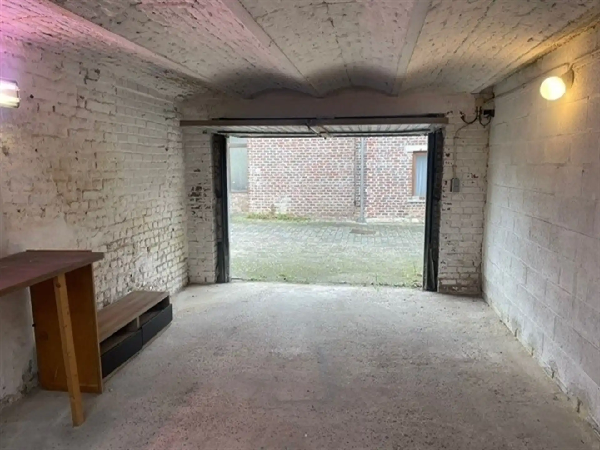Lichtrijk appartement met 2 slaapkamers en garage foto 23