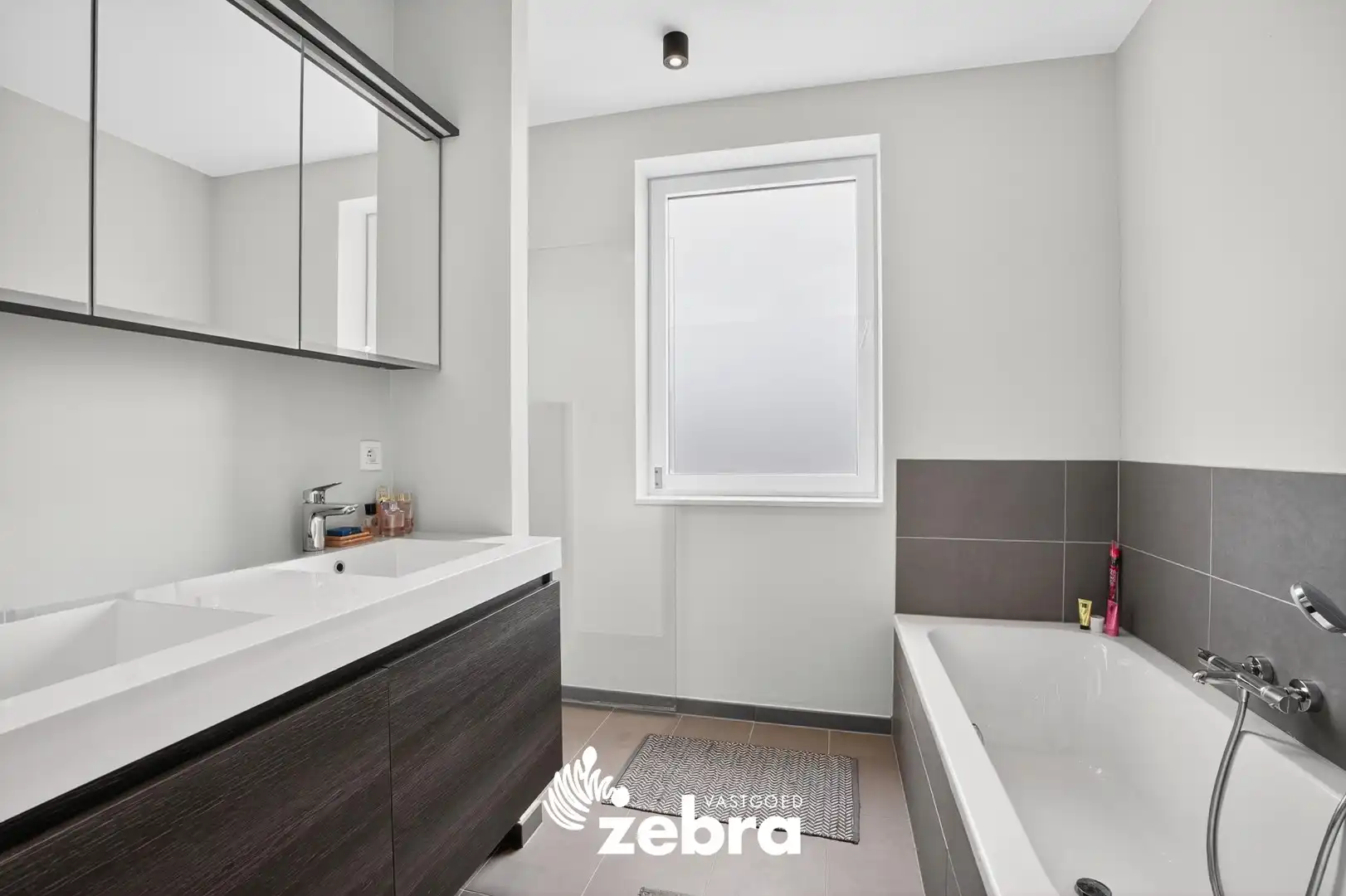 Recent appartement met ruim terras en dubbele garagebox te Ruiselede (Wingene)! foto 20