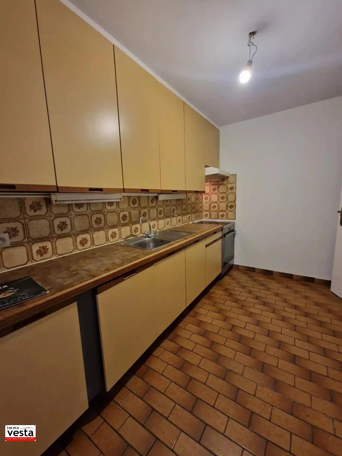 Appartement met 2 slaapkamers in centrum Sint-Truiden foto 4