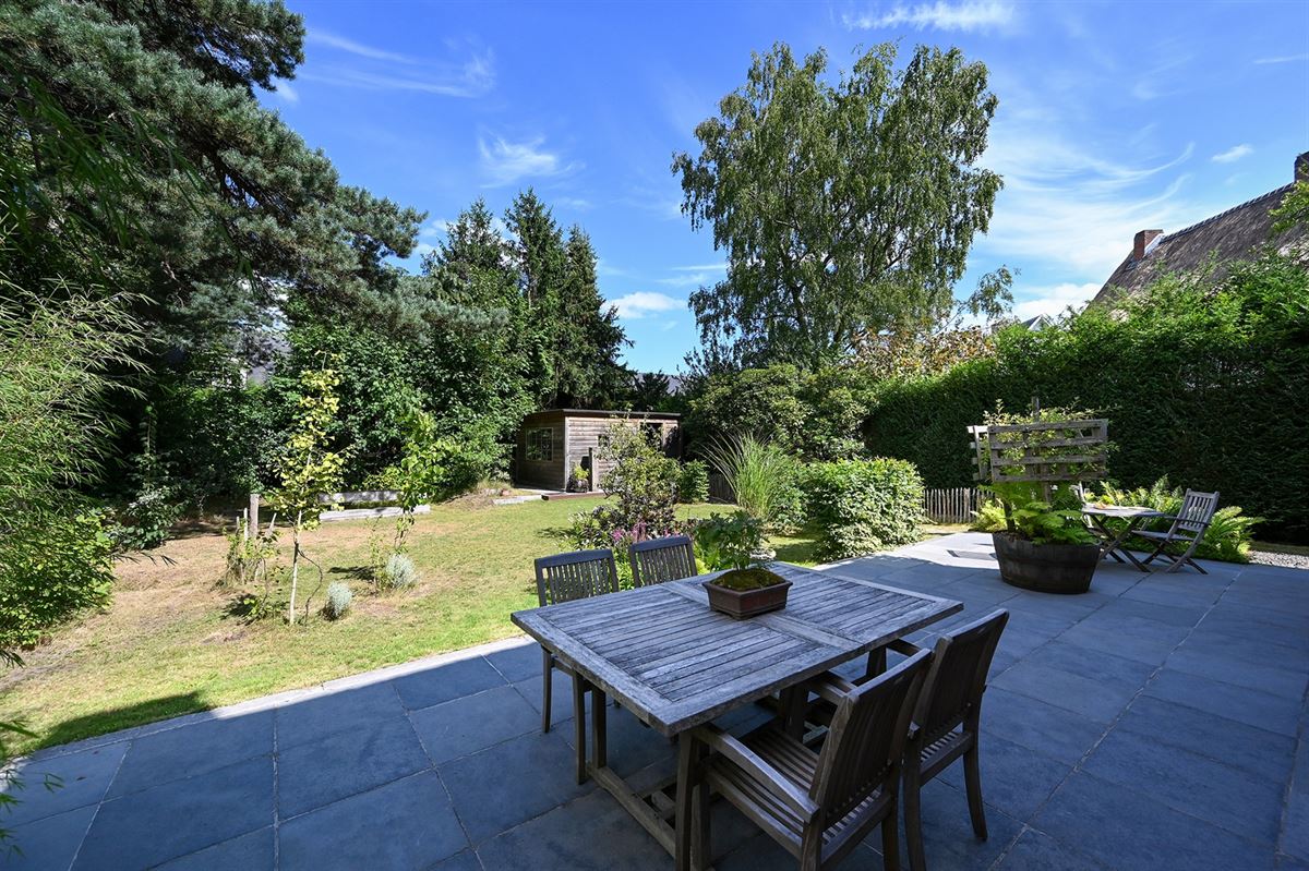 Charmante villa in hartje Brasschaat foto 9