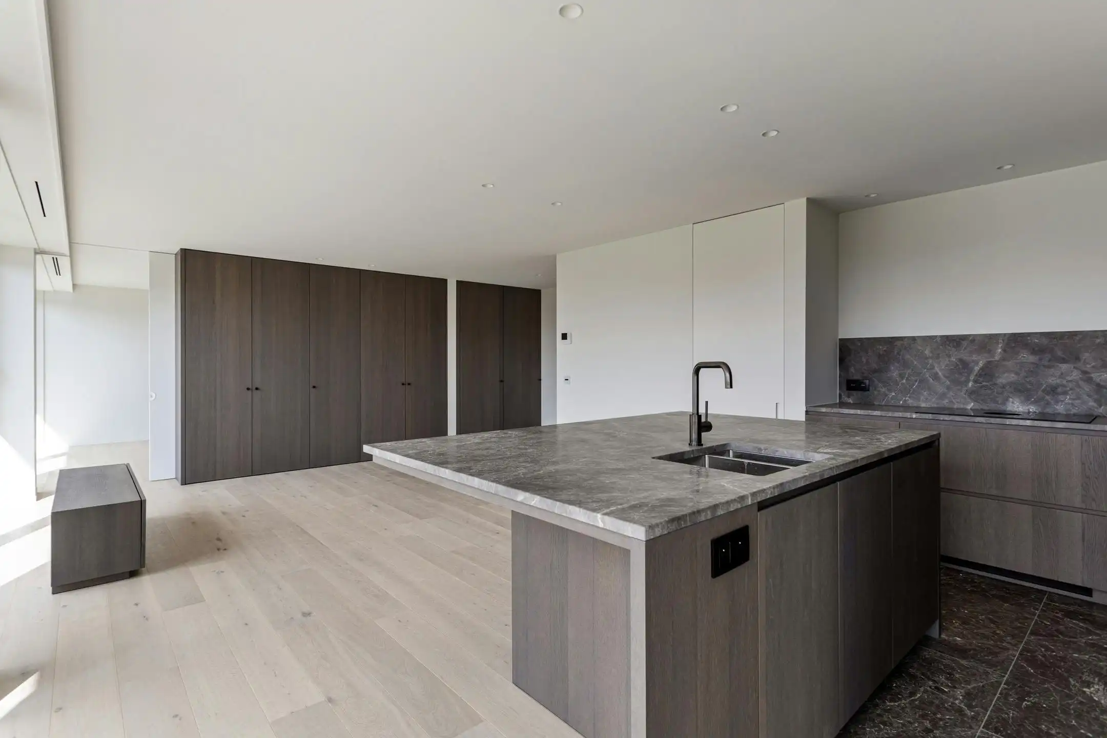 Luxueuze appartementen te koop in Waregem foto {{pictureIndex}}