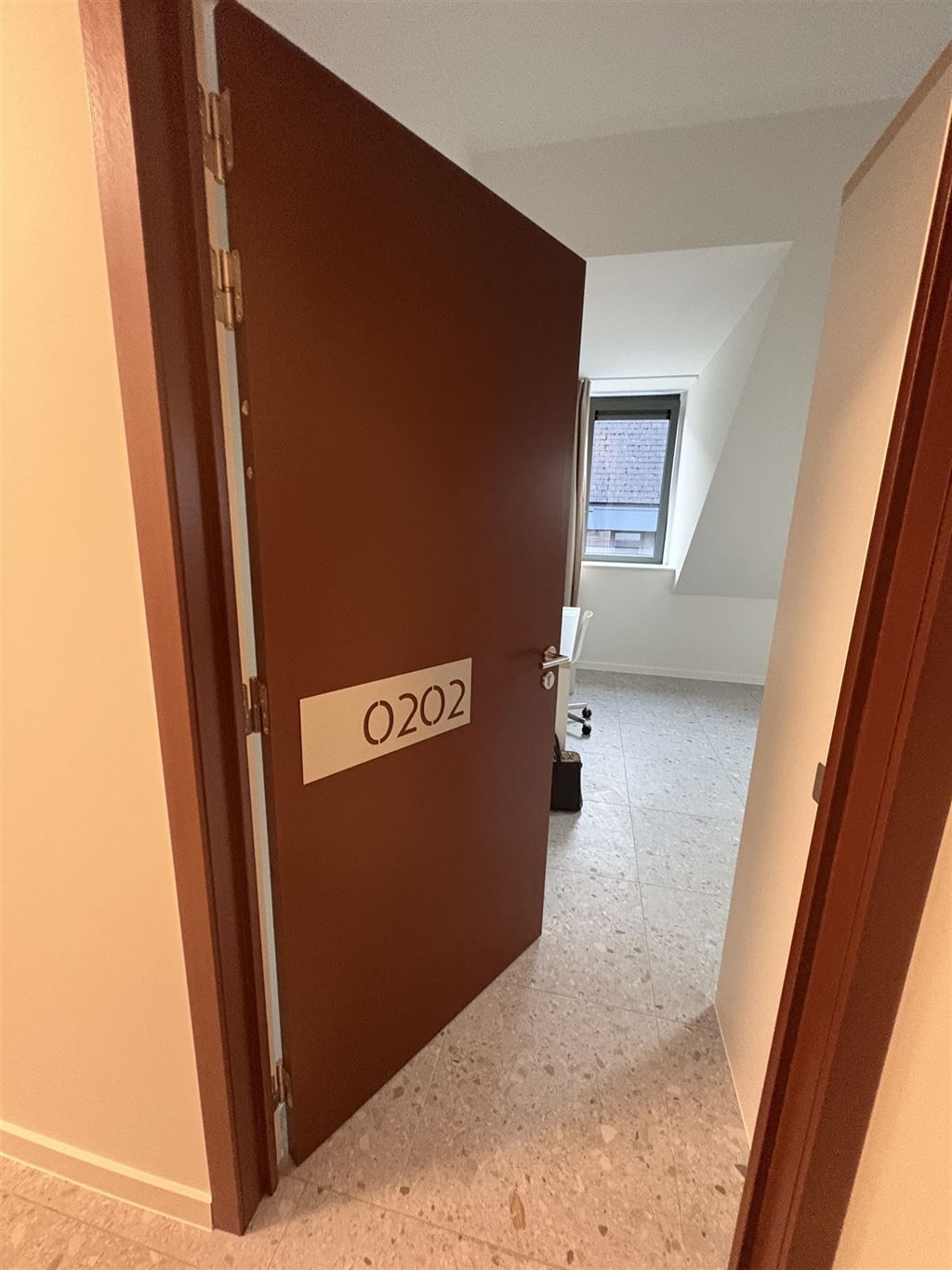 Prachtige hoogwaardige nieuwbouw studentenkamer in hartje Leuven.  foto 2