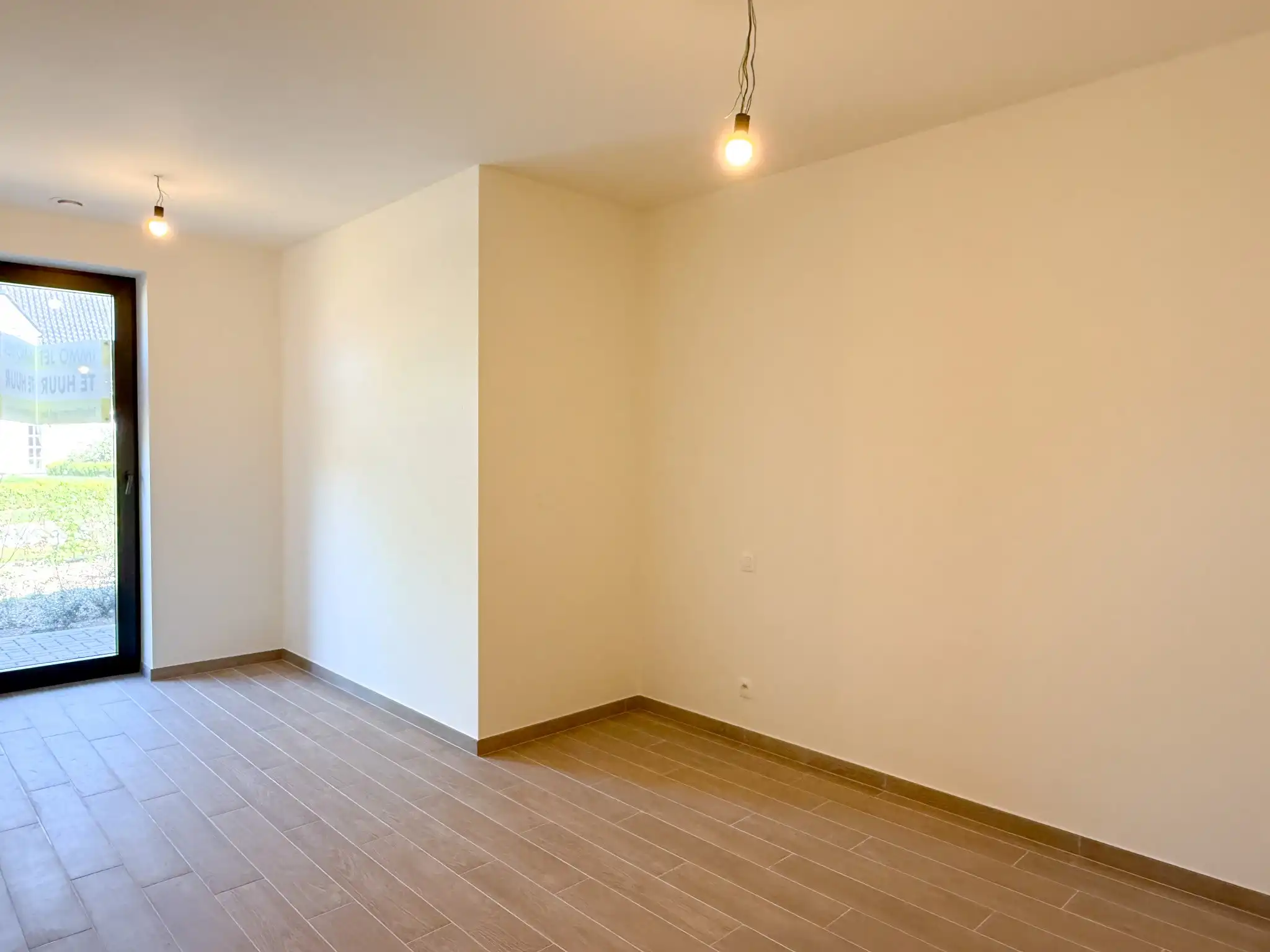 Prachtig gelegen nieuwbouwappartement op het gelijkvloers met twee slaapkamers foto 14