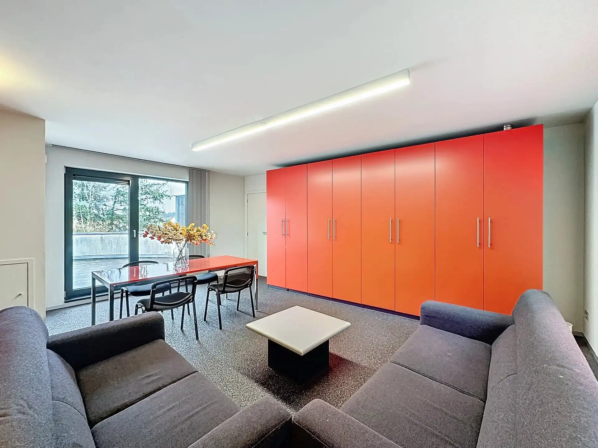 Unieke moderne woning met een dubbele bestemming op een perceel van 29a24ca. foto 54