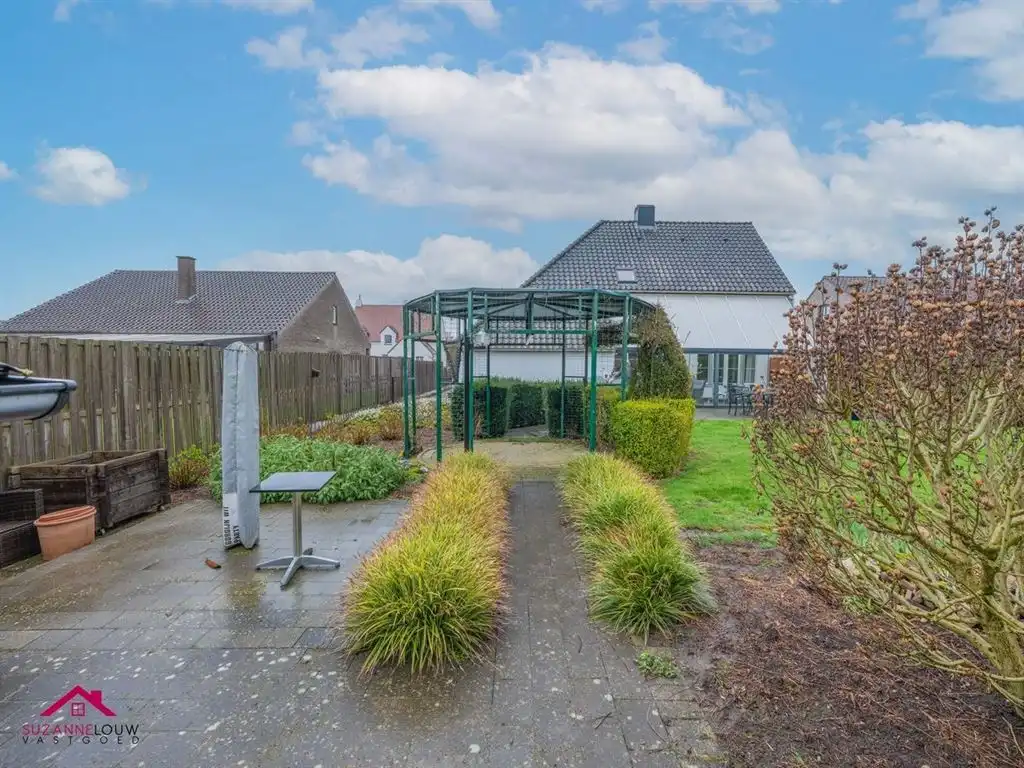 Charmante vrijstaande woning foto 6