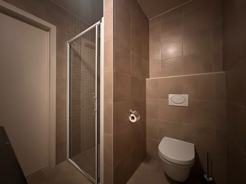 Ruim appartement inclusief kelderberging en garage! foto 21