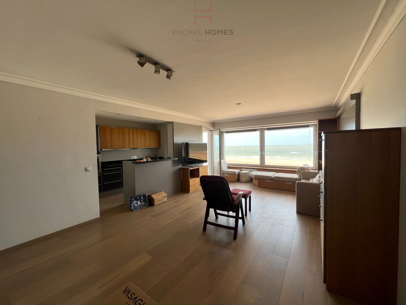 Ruim appartement met frontaal zeezicht nabij het Rubensplein foto 2
