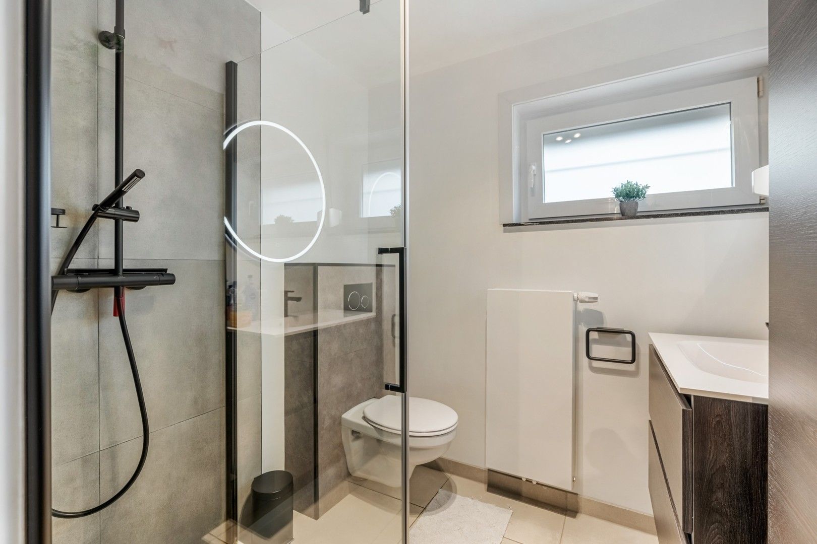 Charmante halfopen bebouwing in een rustige wijk van Halen foto 11