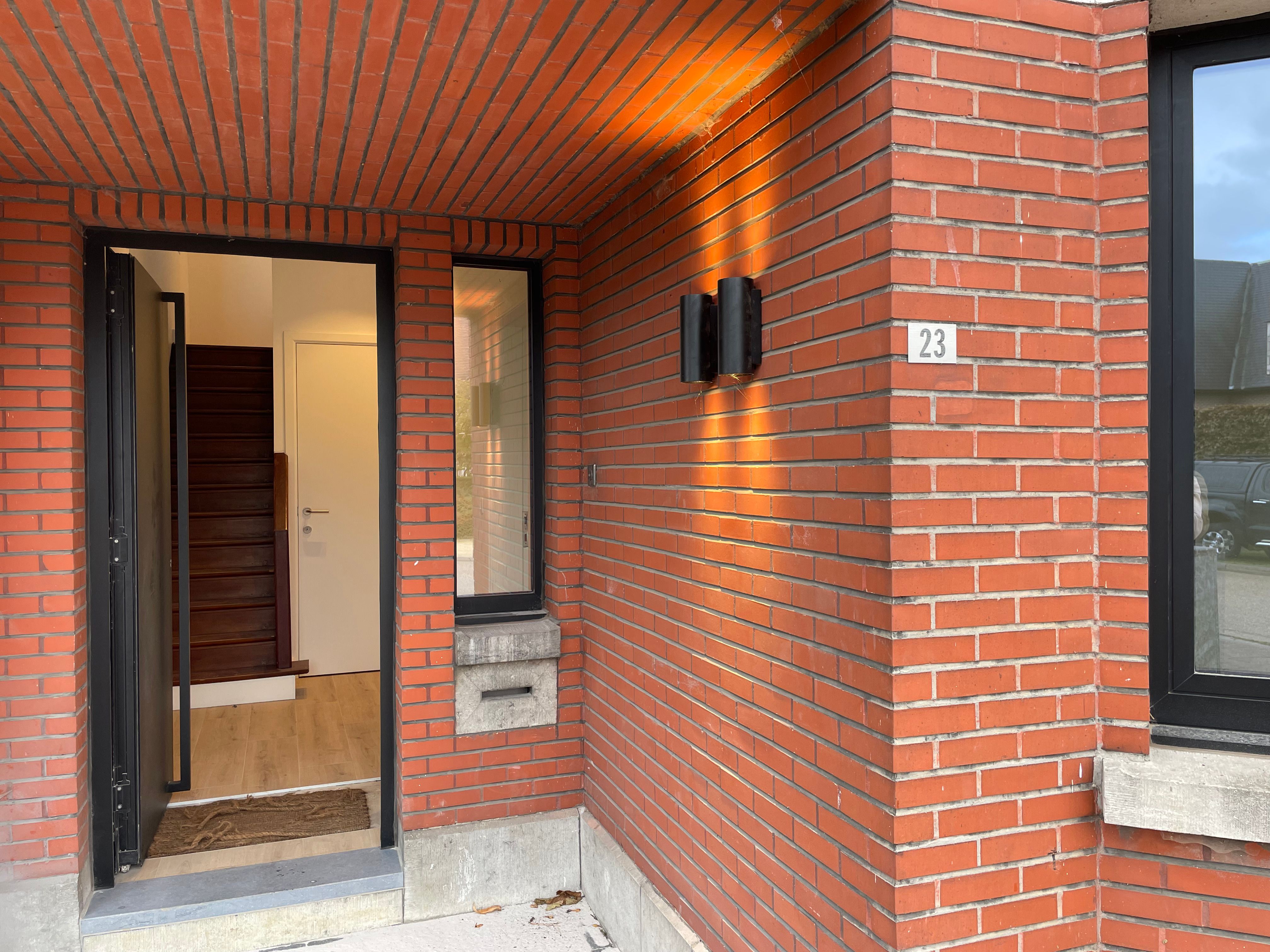 Charmante statige woning 3 slpk foto 2