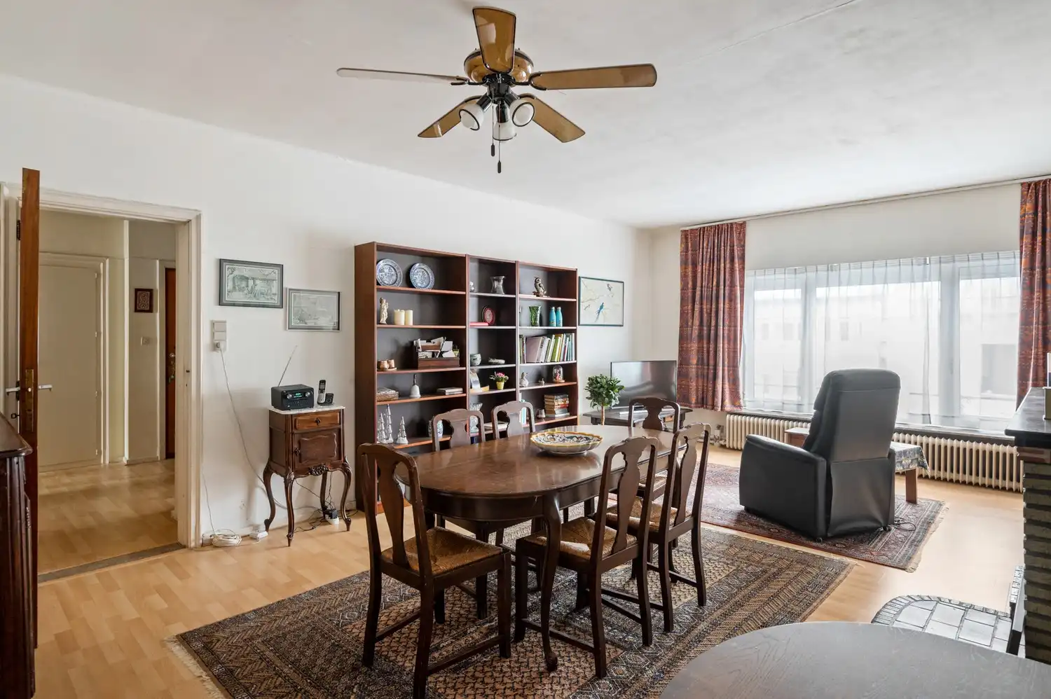 Appartement met 2 slaapkamers op toplocatie te Lier foto 6