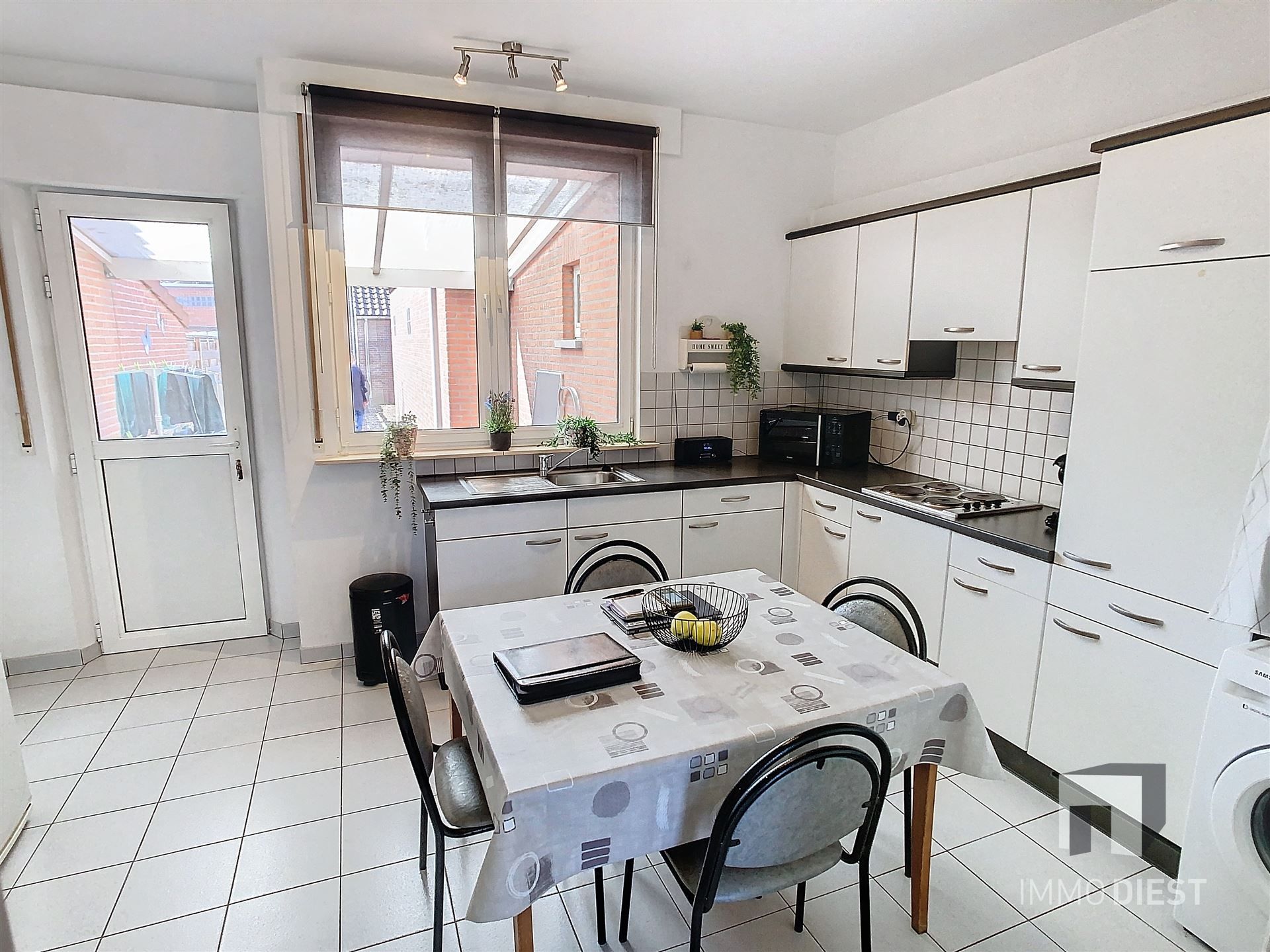 Charmante woning met twee slaapkamers gelegen dichtbij het centrum van Tessenderlo foto 4
